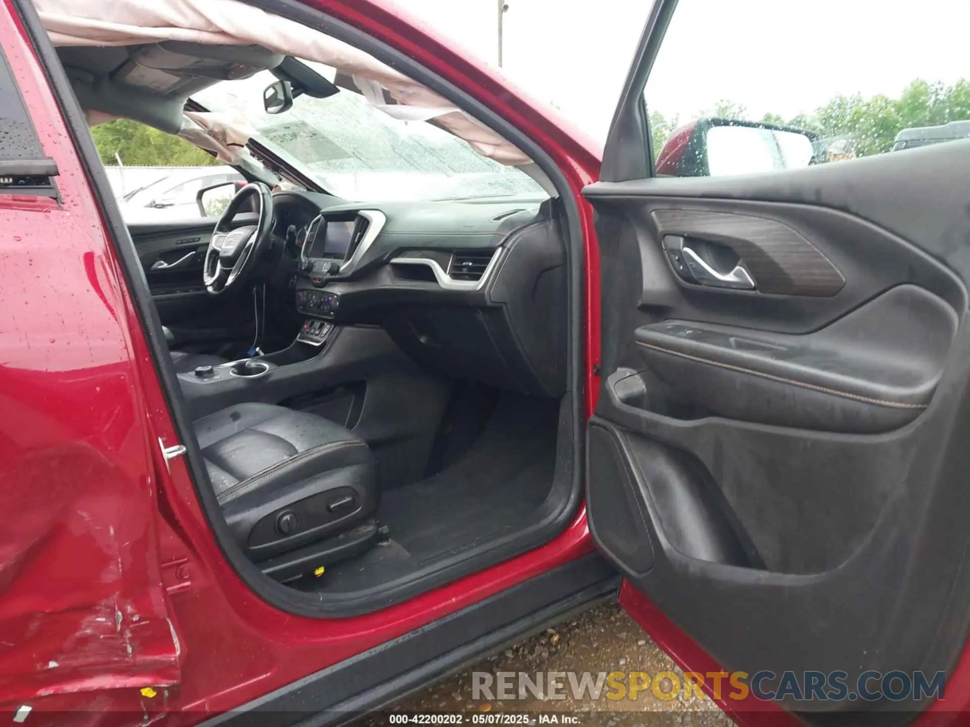5 Photograph of a damaged car 3GKALPEVXKL308215 GMC TERRAIN 2019