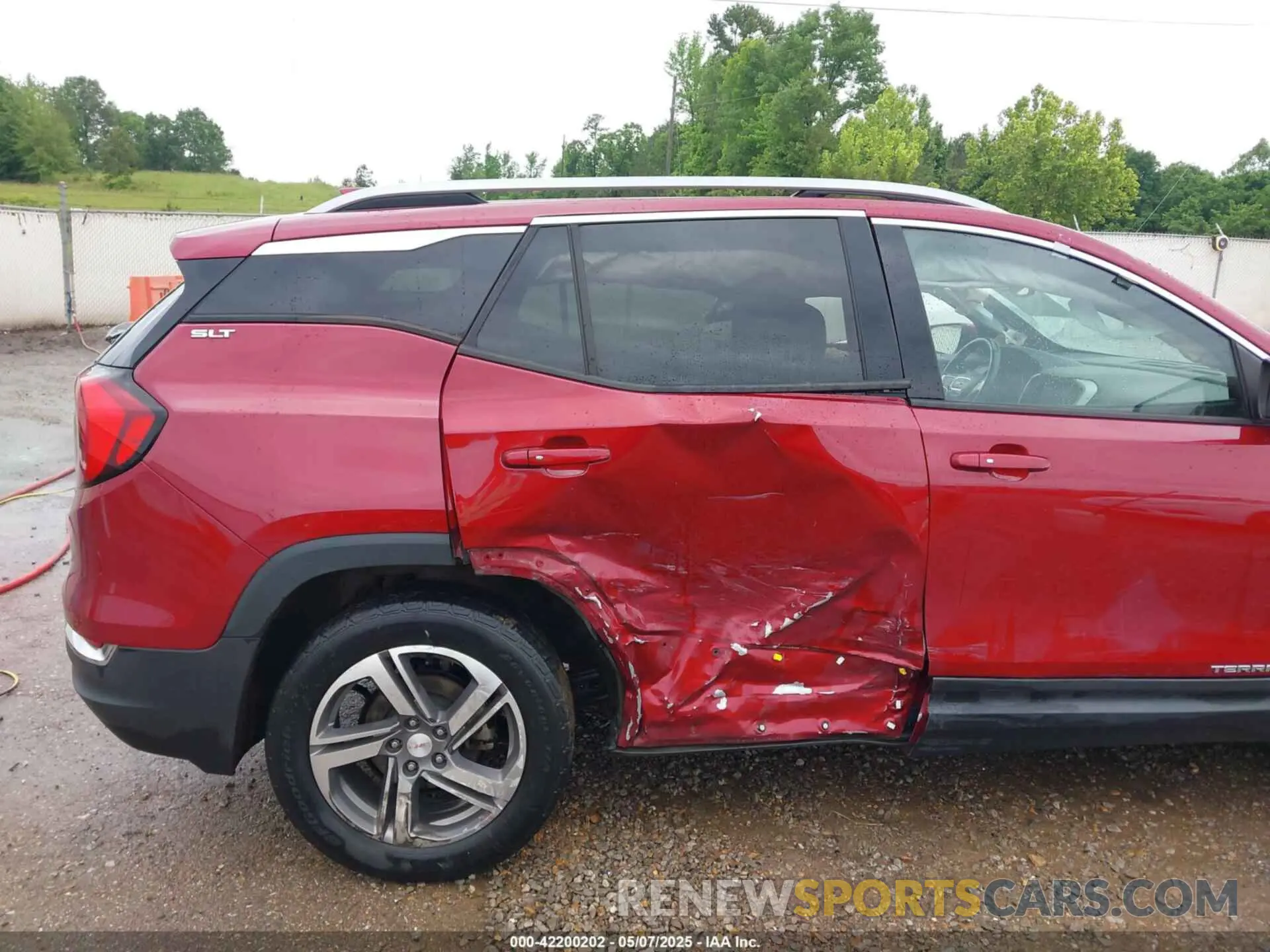 6 Photograph of a damaged car 3GKALPEVXKL308215 GMC TERRAIN 2019