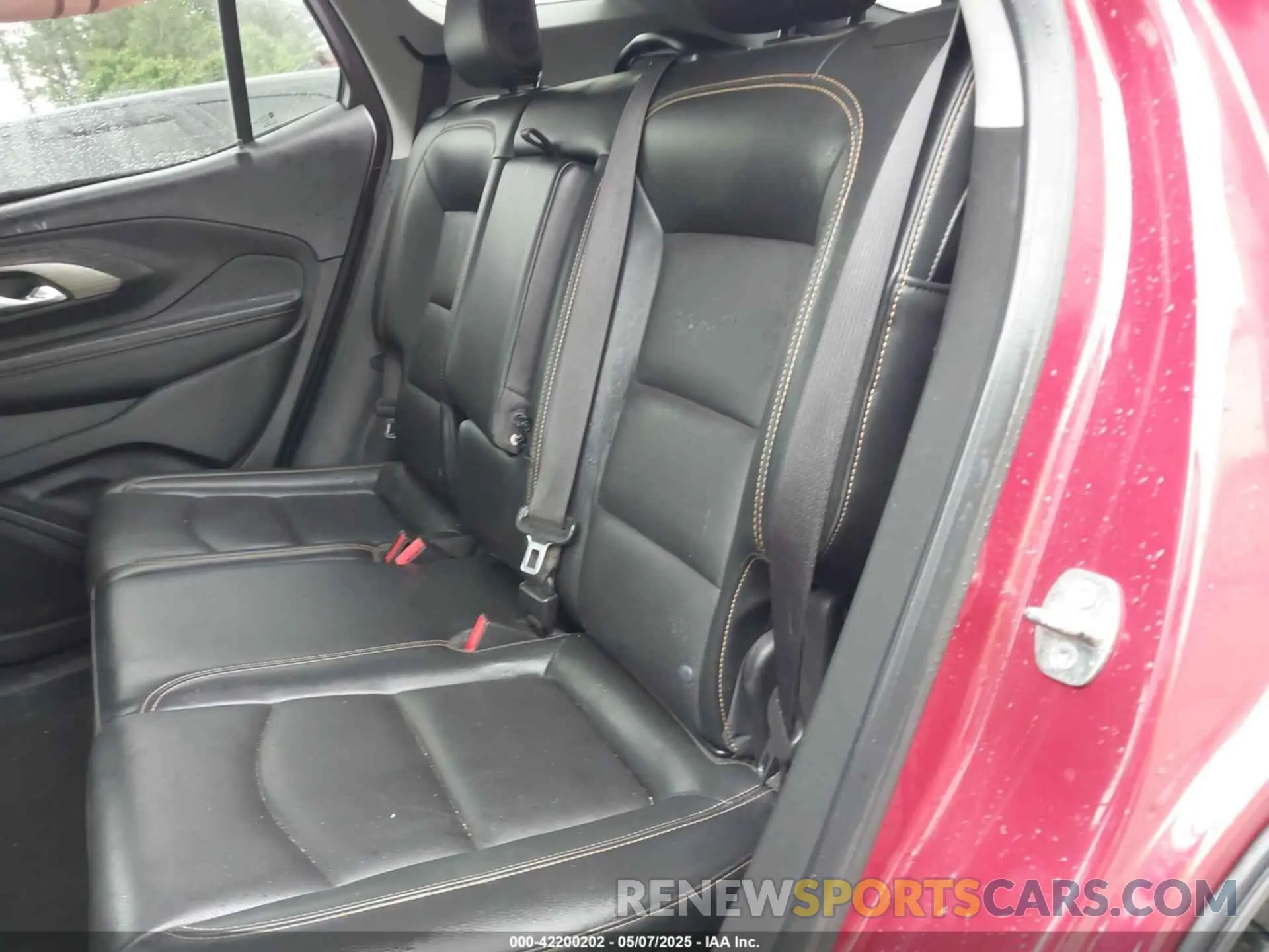 8 Photograph of a damaged car 3GKALPEVXKL308215 GMC TERRAIN 2019