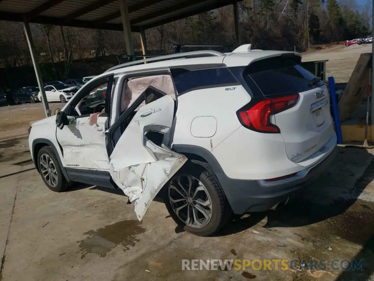 2 Photograph of a damaged car 3GKALPEX0KL176082 GMC TERRAIN 2019