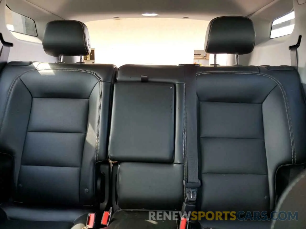 10 Photograph of a damaged car 3GKALPEX0KL380140 GMC TERRAIN 2019