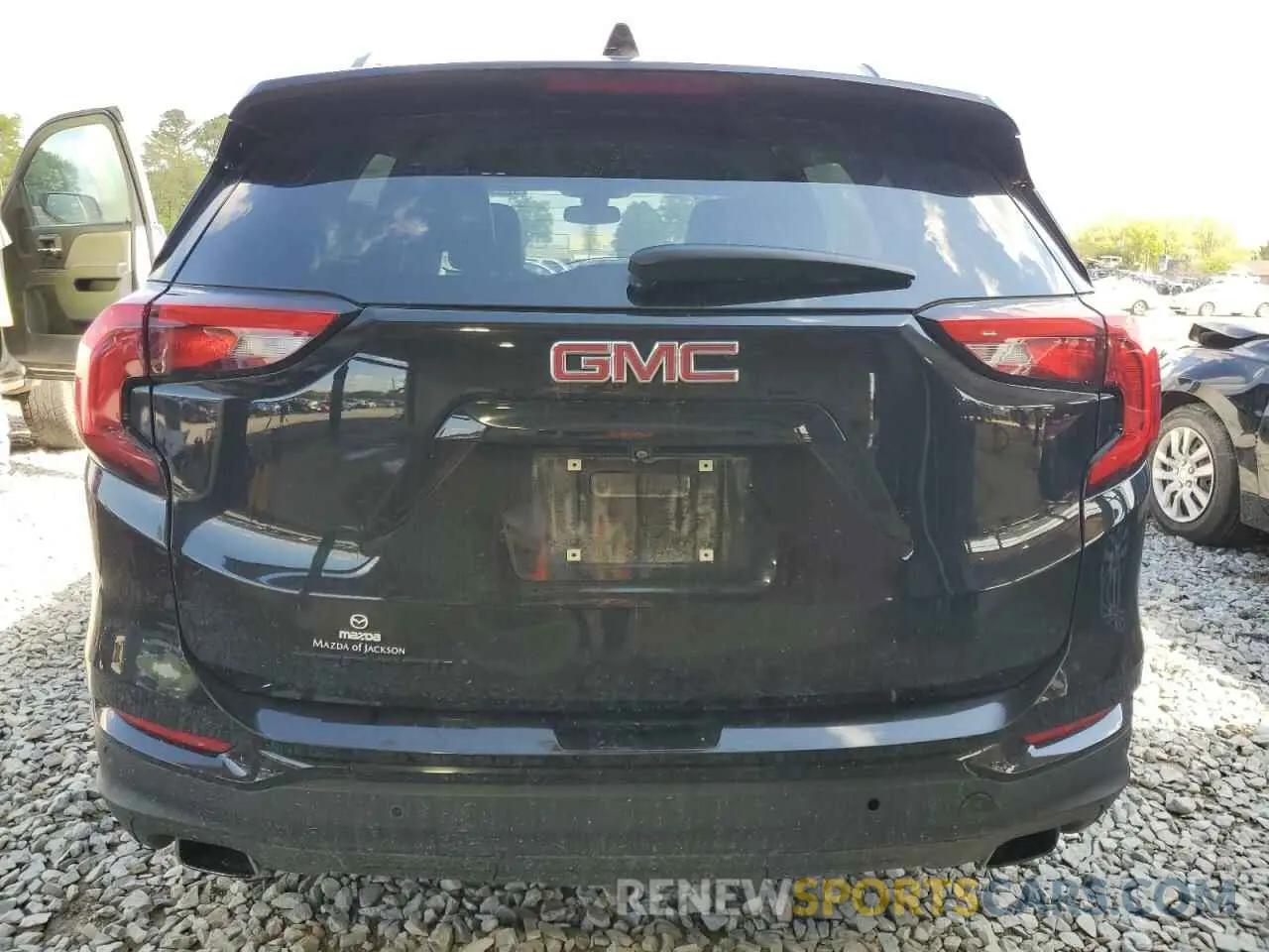 6 Photograph of a damaged car 3GKALPEX0KL380140 GMC TERRAIN 2019