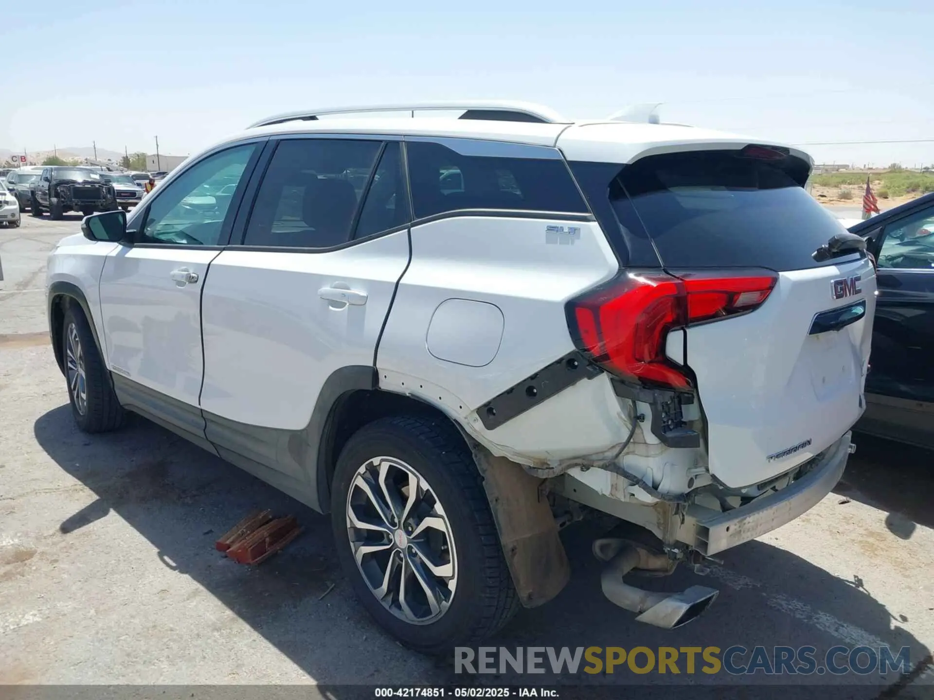 15 Photograph of a damaged car 3GKALPEX2KL198911 GMC TERRAIN 2019