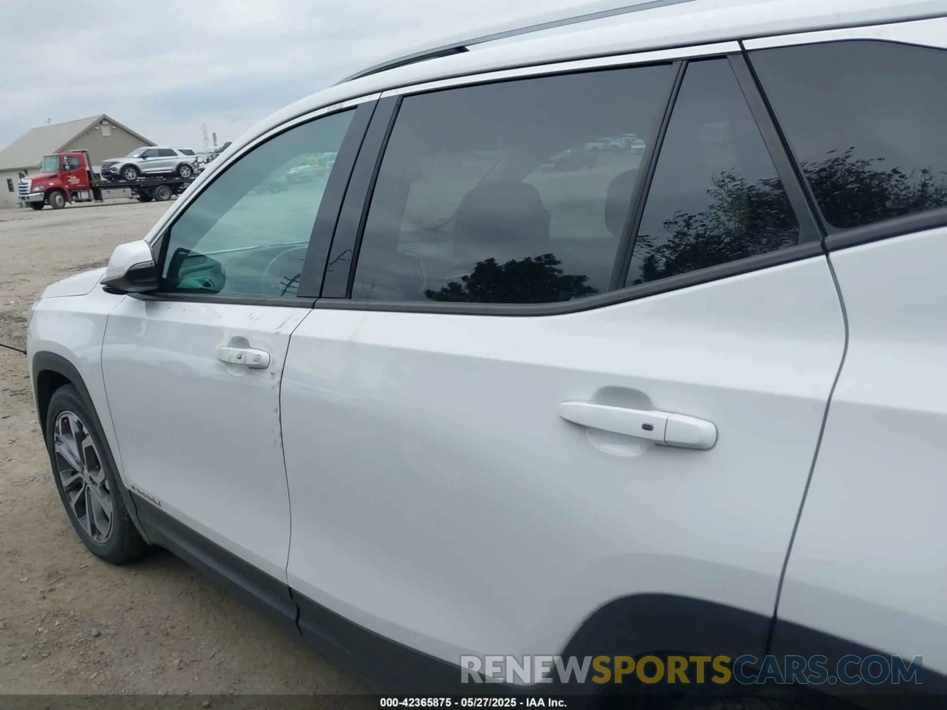 14 Photograph of a damaged car 3GKALPEX3KL134814 GMC TERRAIN 2019
