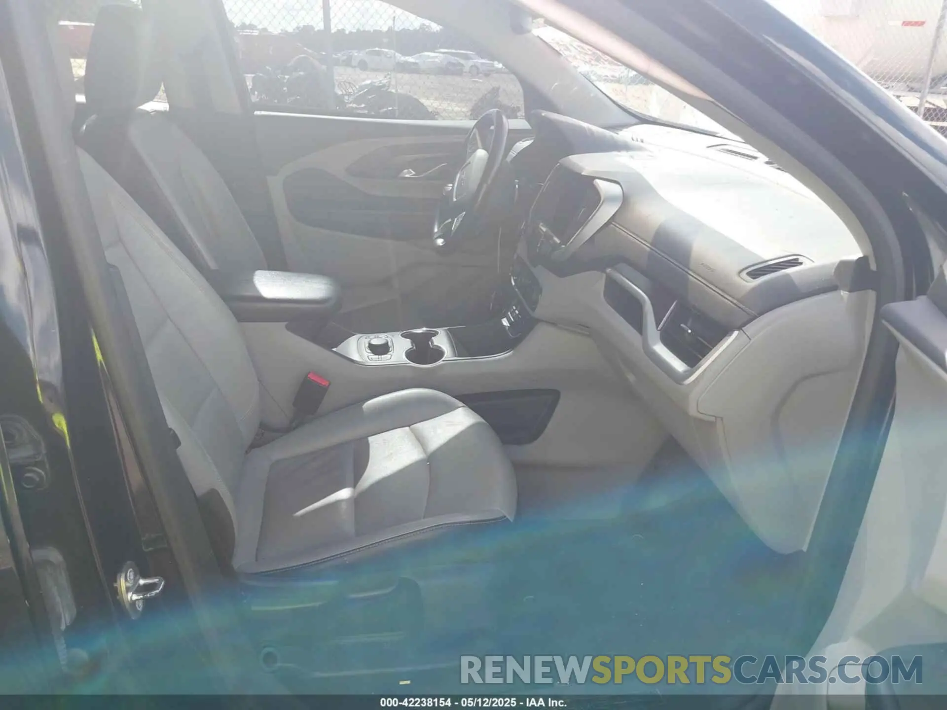 5 Photograph of a damaged car 3GKALPEX3KL297642 GMC TERRAIN 2019