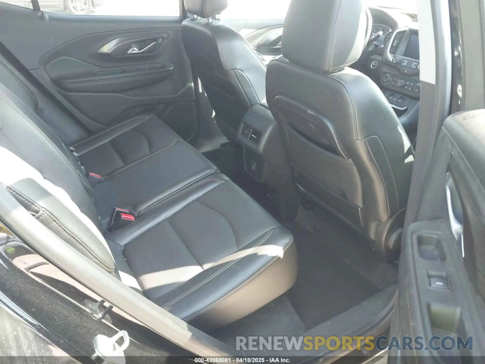 8 Photograph of a damaged car 3GKALPEX4KL135079 GMC TERRAIN 2019