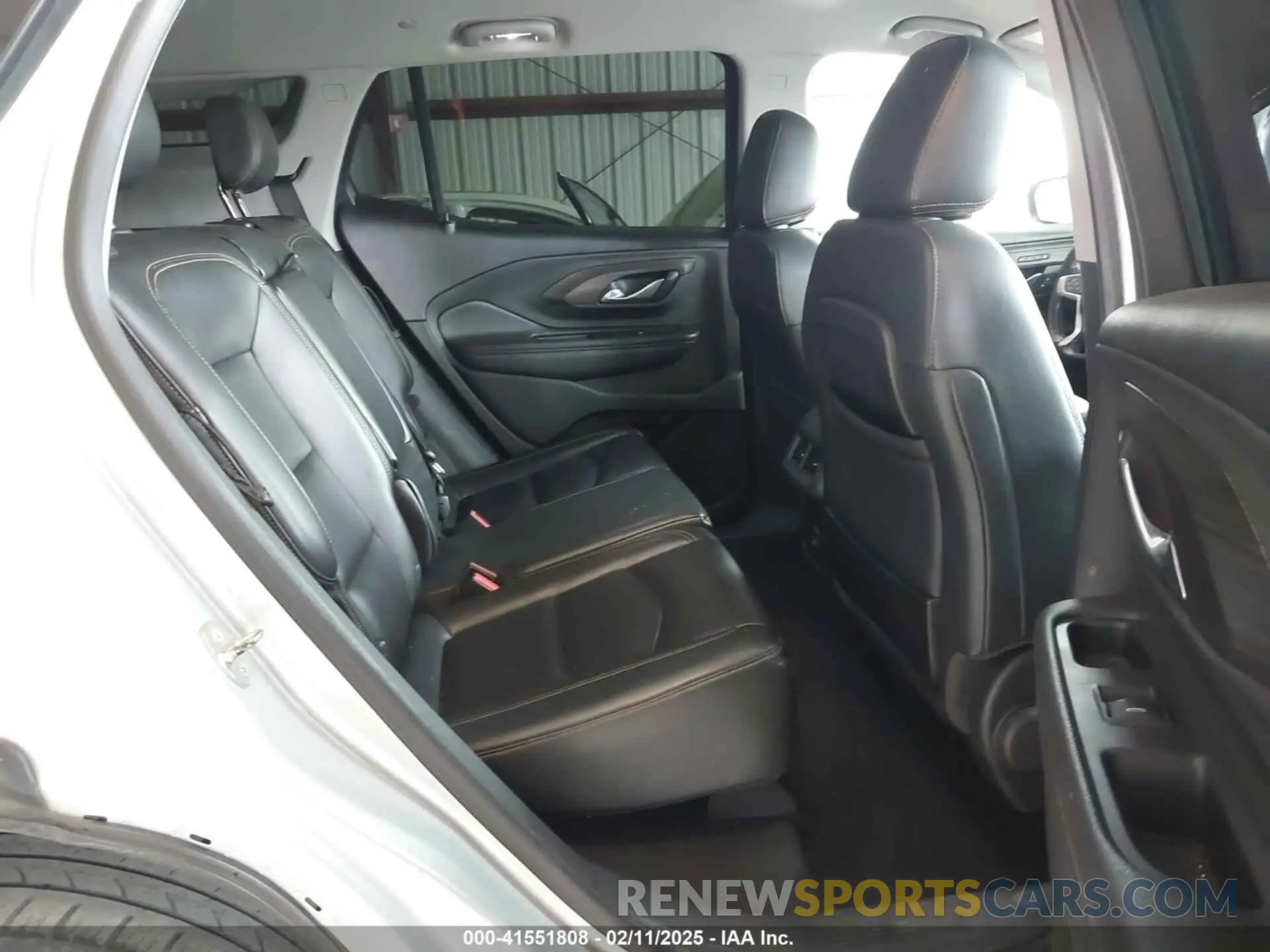 8 Photograph of a damaged car 3GKALPEX4KL181561 GMC TERRAIN 2019