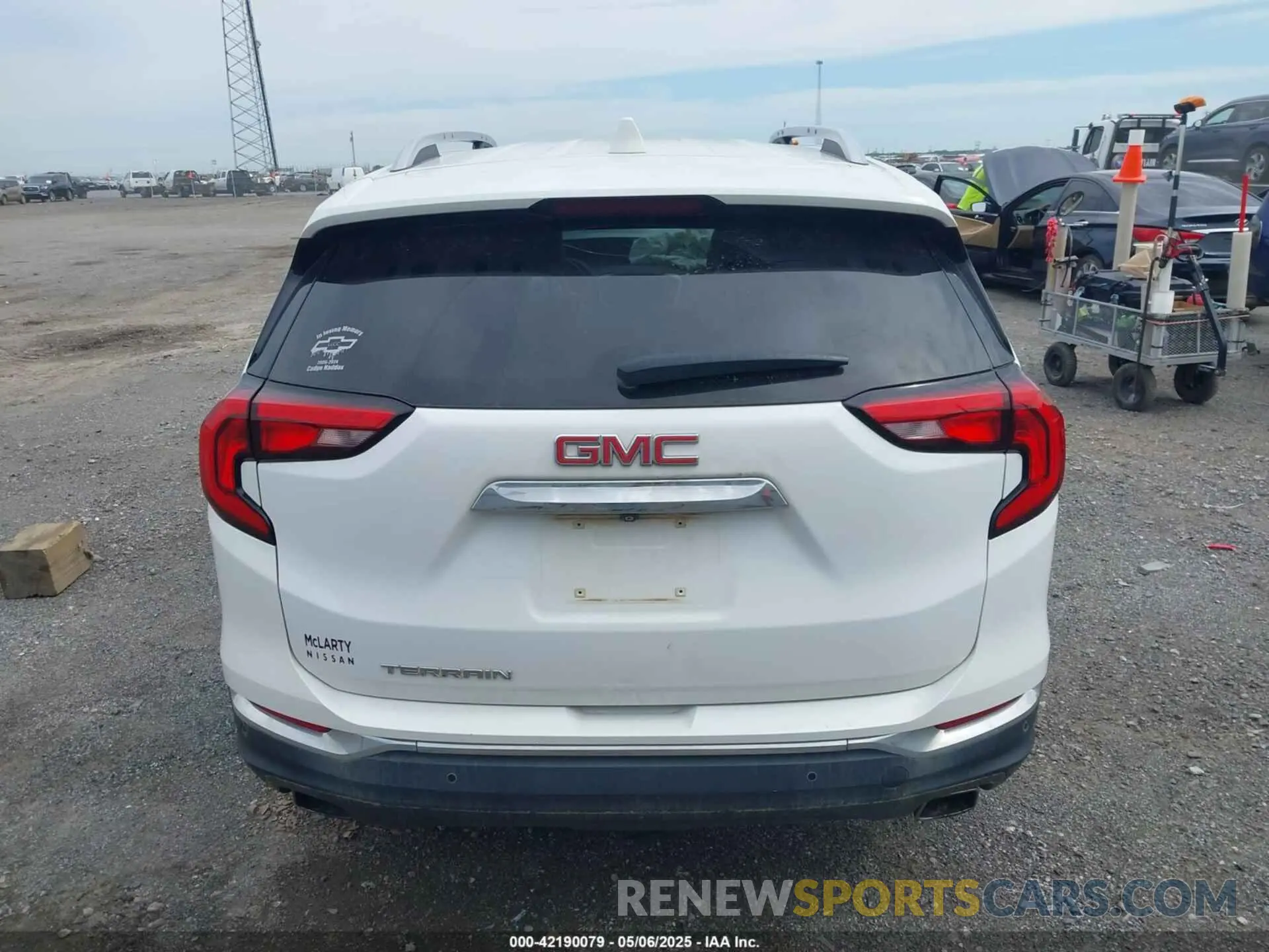15 Photograph of a damaged car 3GKALPEX7KL128899 GMC TERRAIN 2019