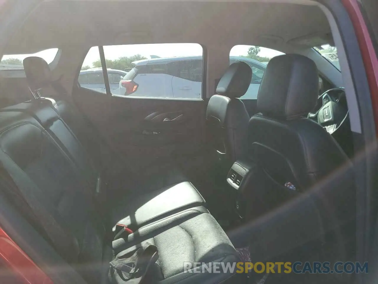 10 Photograph of a damaged car 3GKALPEX9KL381576 GMC TERRAIN 2019