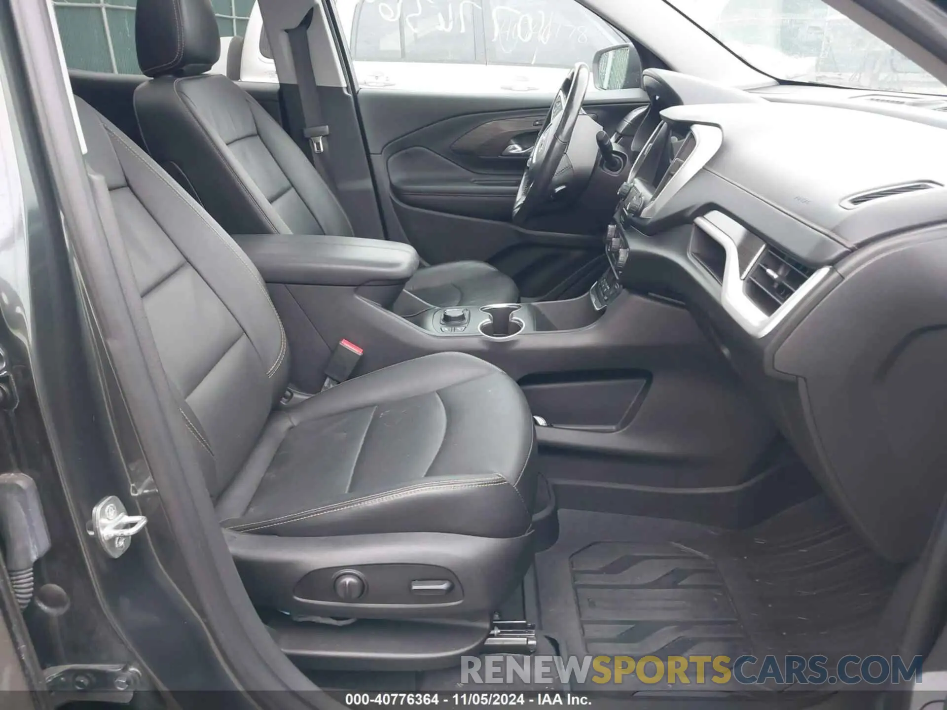 5 Photograph of a damaged car 3GKALPEXXKL380534 GMC TERRAIN 2019