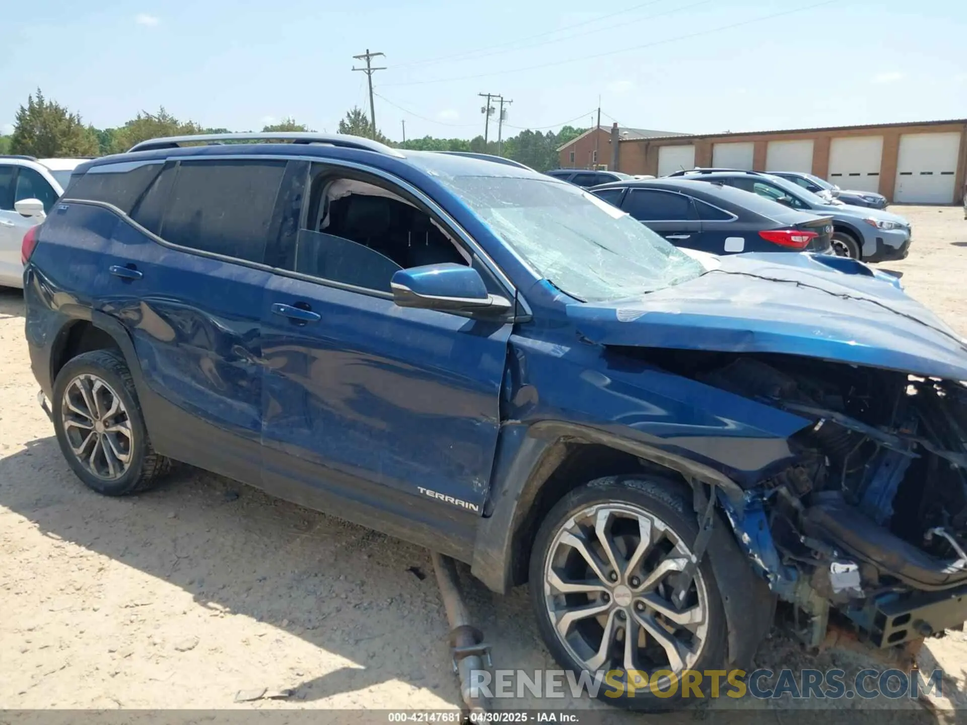 12 Photograph of a damaged car 3GKALPEXXKL384695 GMC TERRAIN 2019