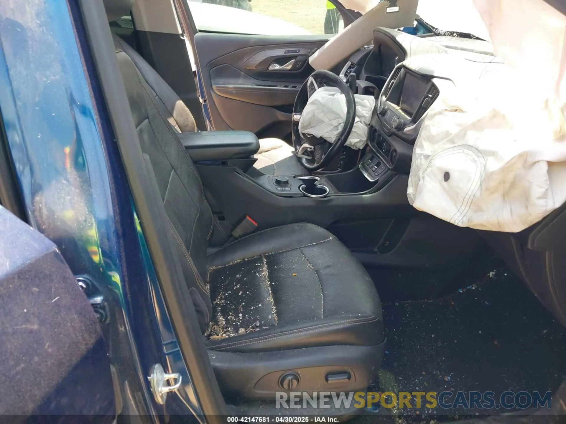 5 Photograph of a damaged car 3GKALPEXXKL384695 GMC TERRAIN 2019