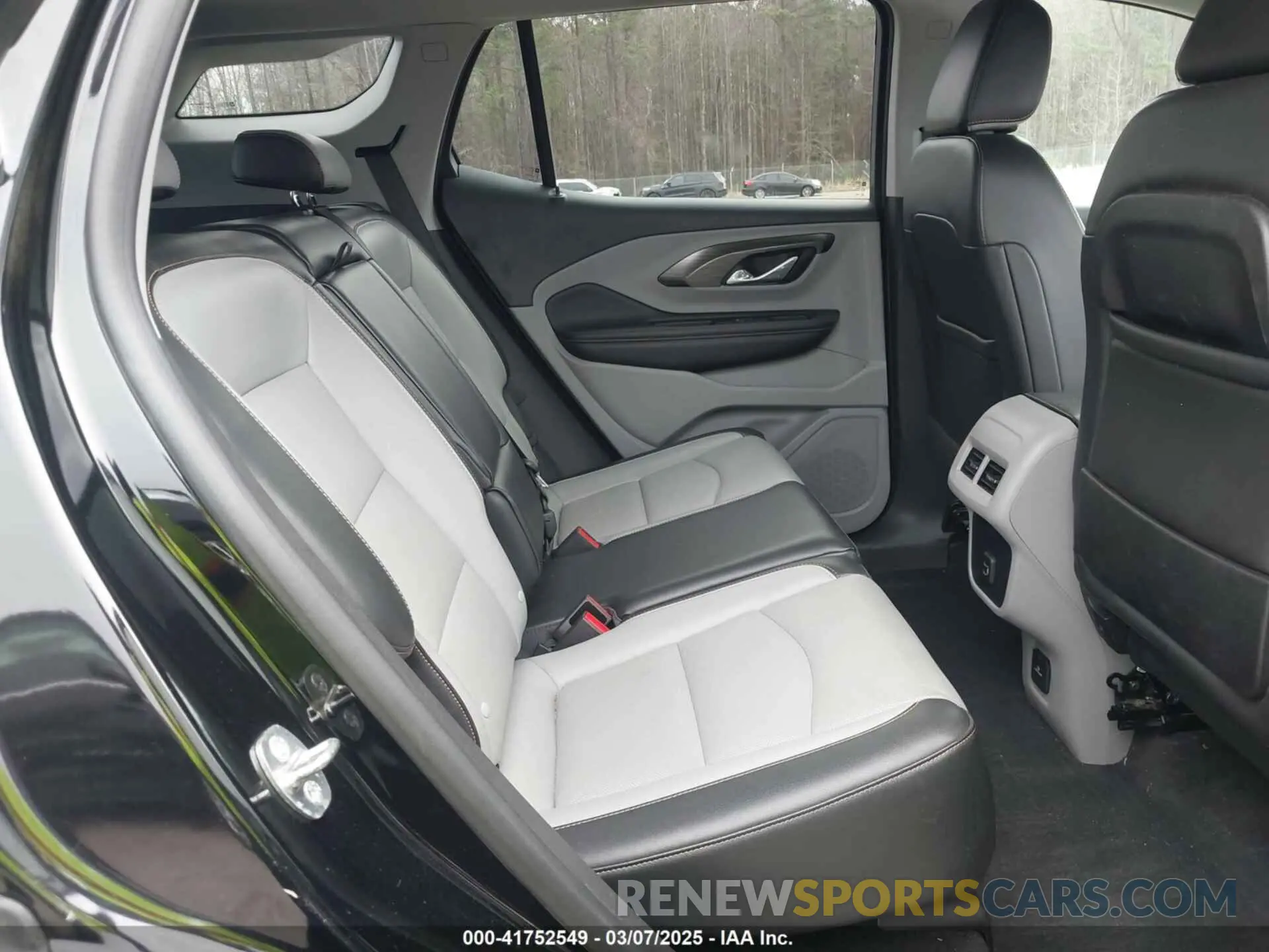 8 Photograph of a damaged car 3GKALREU6KL255578 GMC TERRAIN 2019