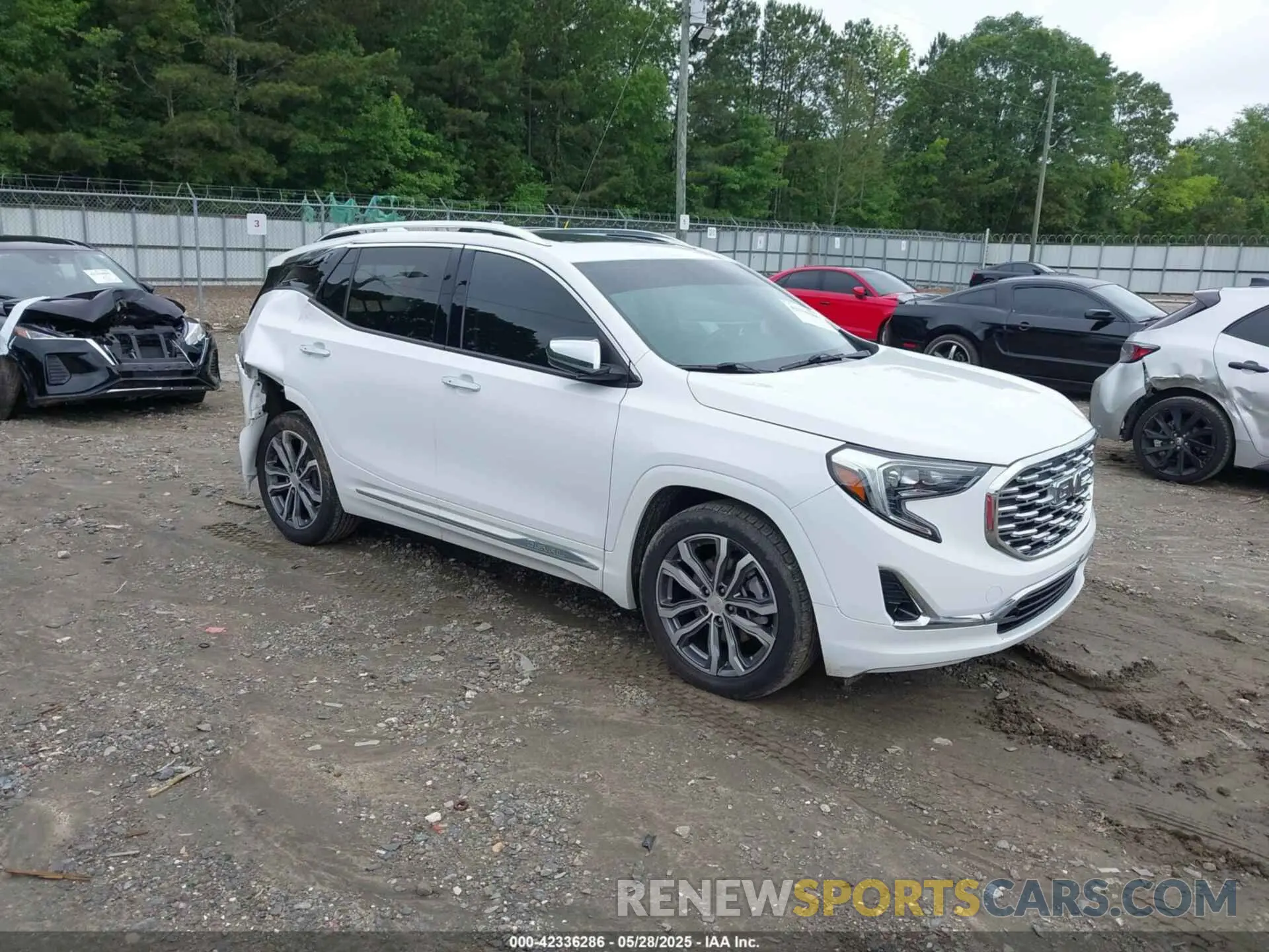 1 Photograph of a damaged car 3GKALSEX0KL305358 GMC TERRAIN 2019
