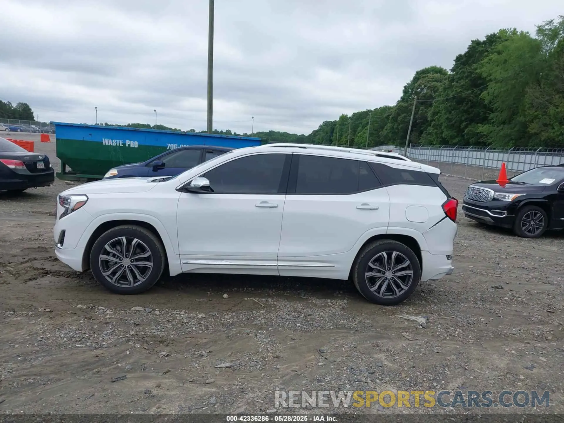 15 Photograph of a damaged car 3GKALSEX0KL305358 GMC TERRAIN 2019