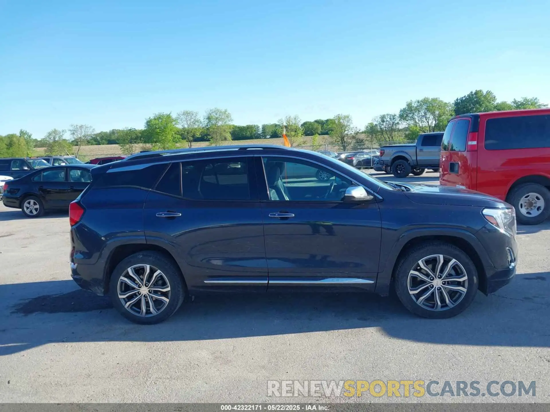 13 Photograph of a damaged car 3GKALSEX3KL118857 GMC TERRAIN 2019
