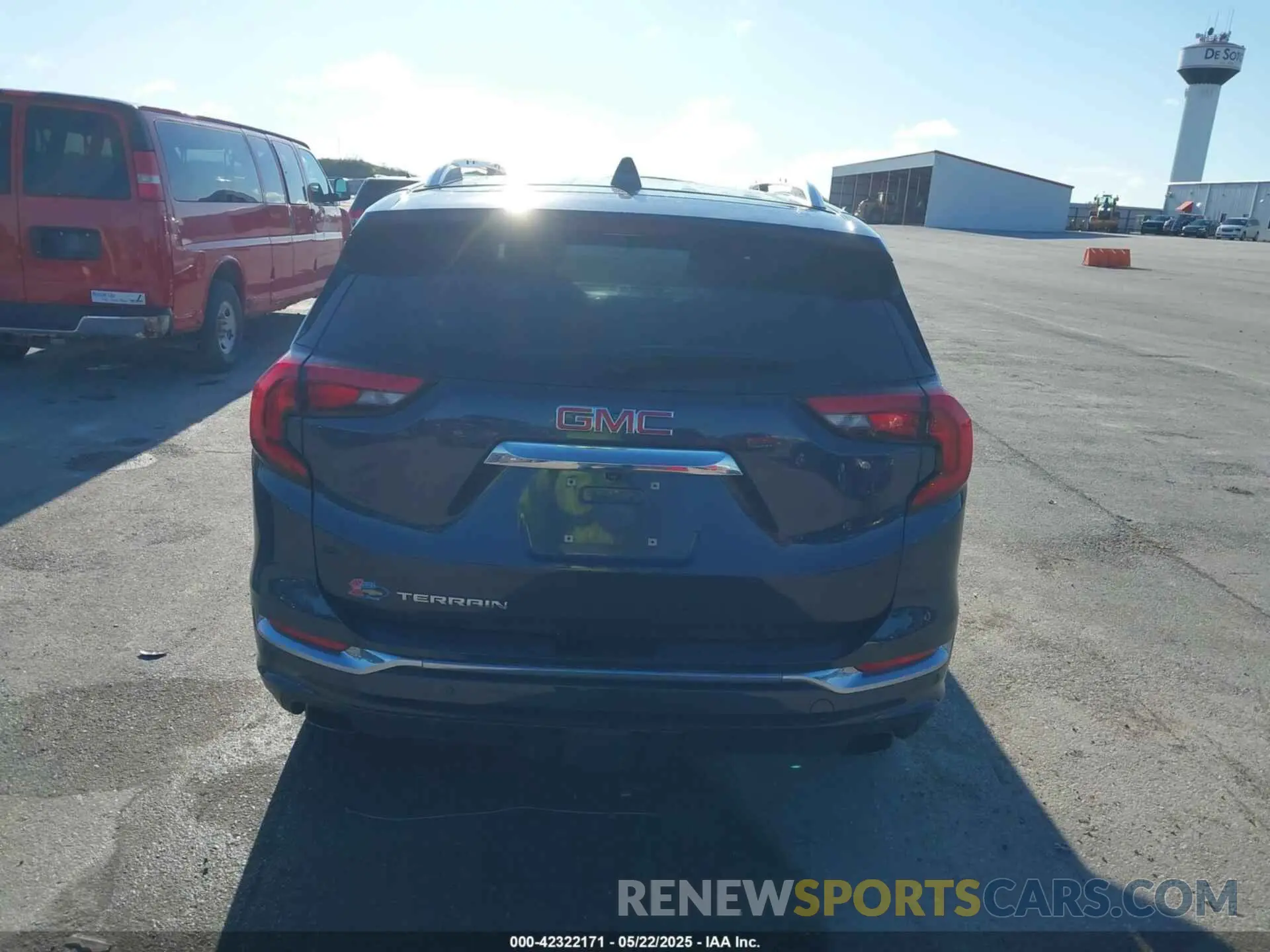 16 Photograph of a damaged car 3GKALSEX3KL118857 GMC TERRAIN 2019