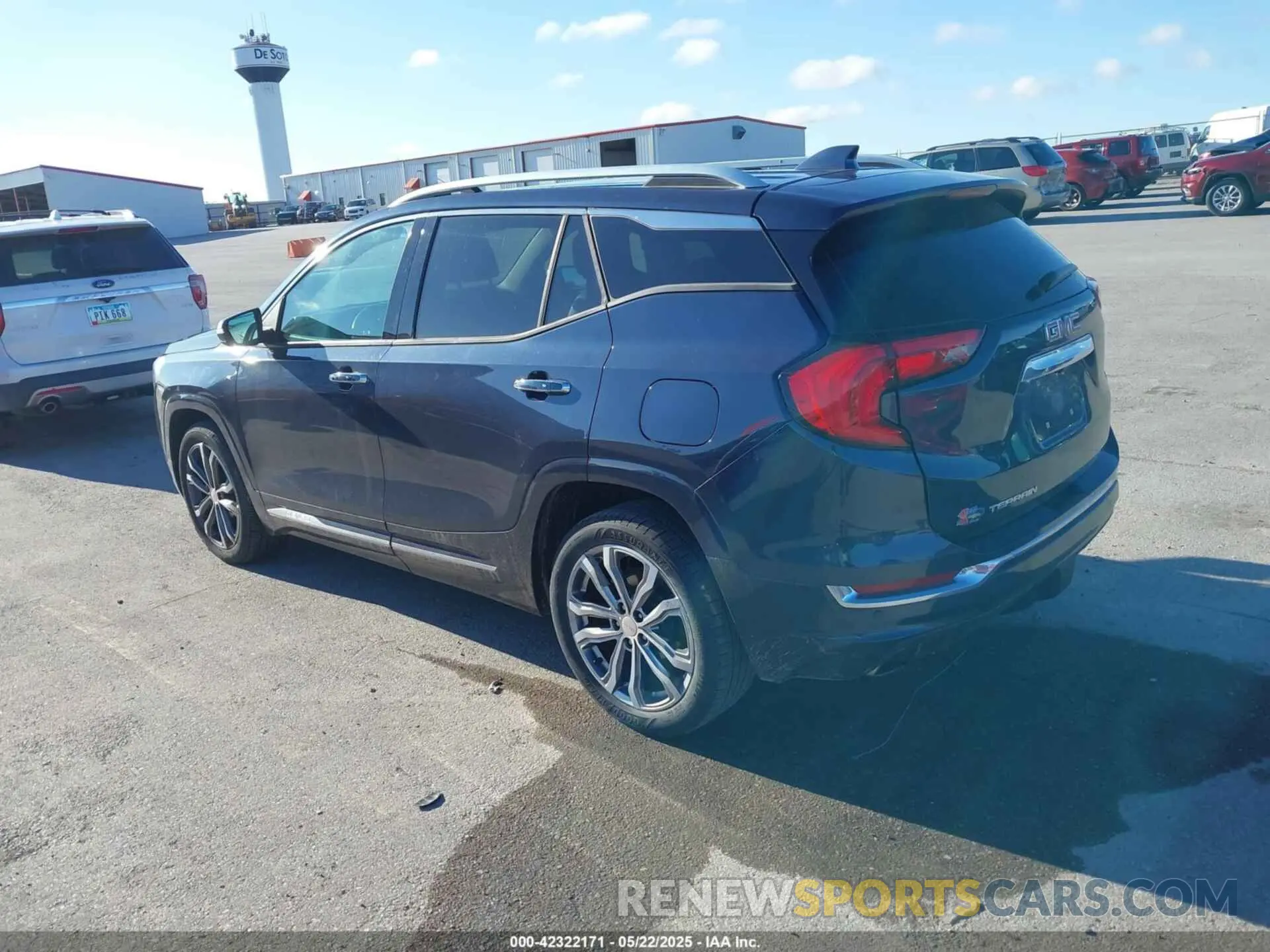 3 Photograph of a damaged car 3GKALSEX3KL118857 GMC TERRAIN 2019