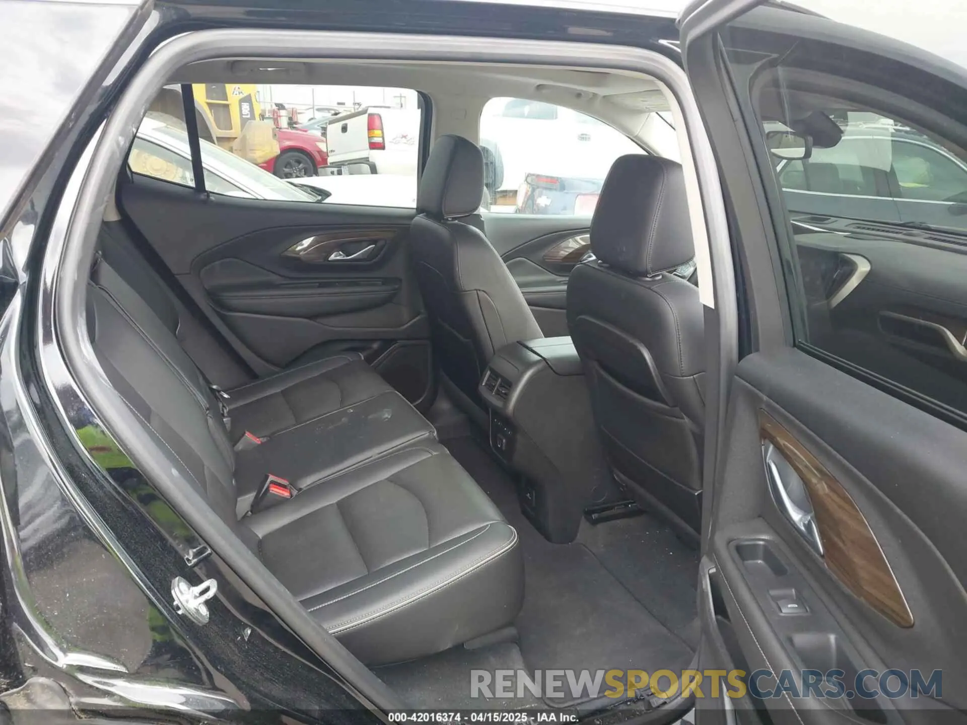 8 Photograph of a damaged car 3GKALSEX3KL123685 GMC TERRAIN 2019