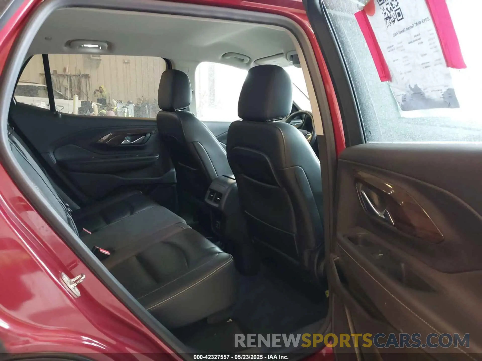 8 Photograph of a damaged car 3GKALSEX4KL389068 GMC TERRAIN 2019