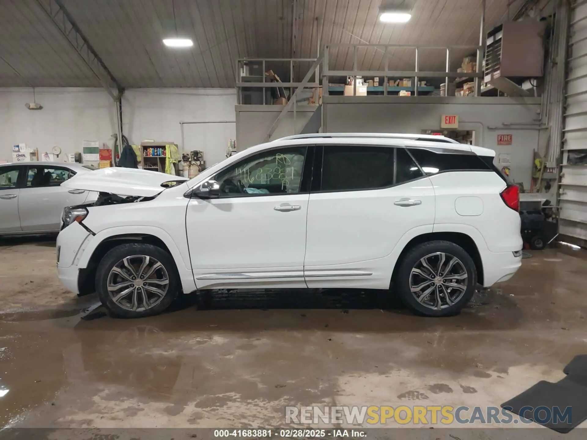 14 Photograph of a damaged car 3GKALSEX5KL284619 GMC TERRAIN 2019