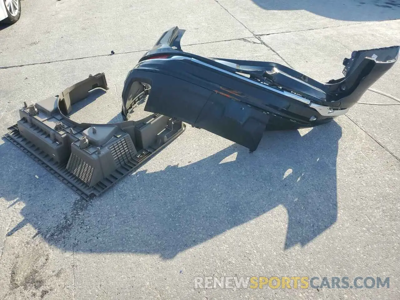 13 Photograph of a damaged car 3GKALSEX9KL193854 GMC TERRAIN 2019