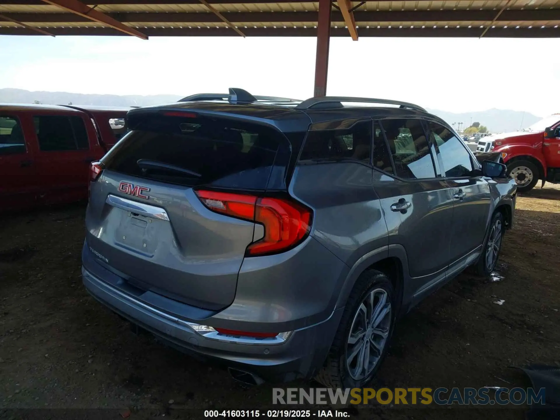 4 Photograph of a damaged car 3GKALSEX9KL291525 GMC TERRAIN 2019
