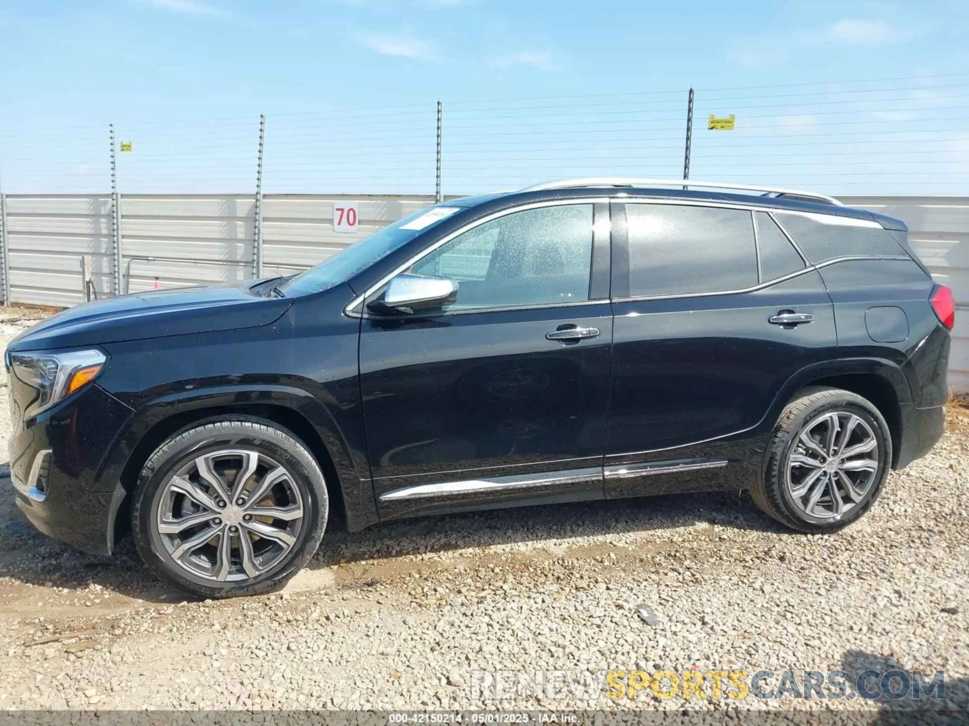 14 Photograph of a damaged car 3GKALSEX9KL356017 GMC TERRAIN 2019