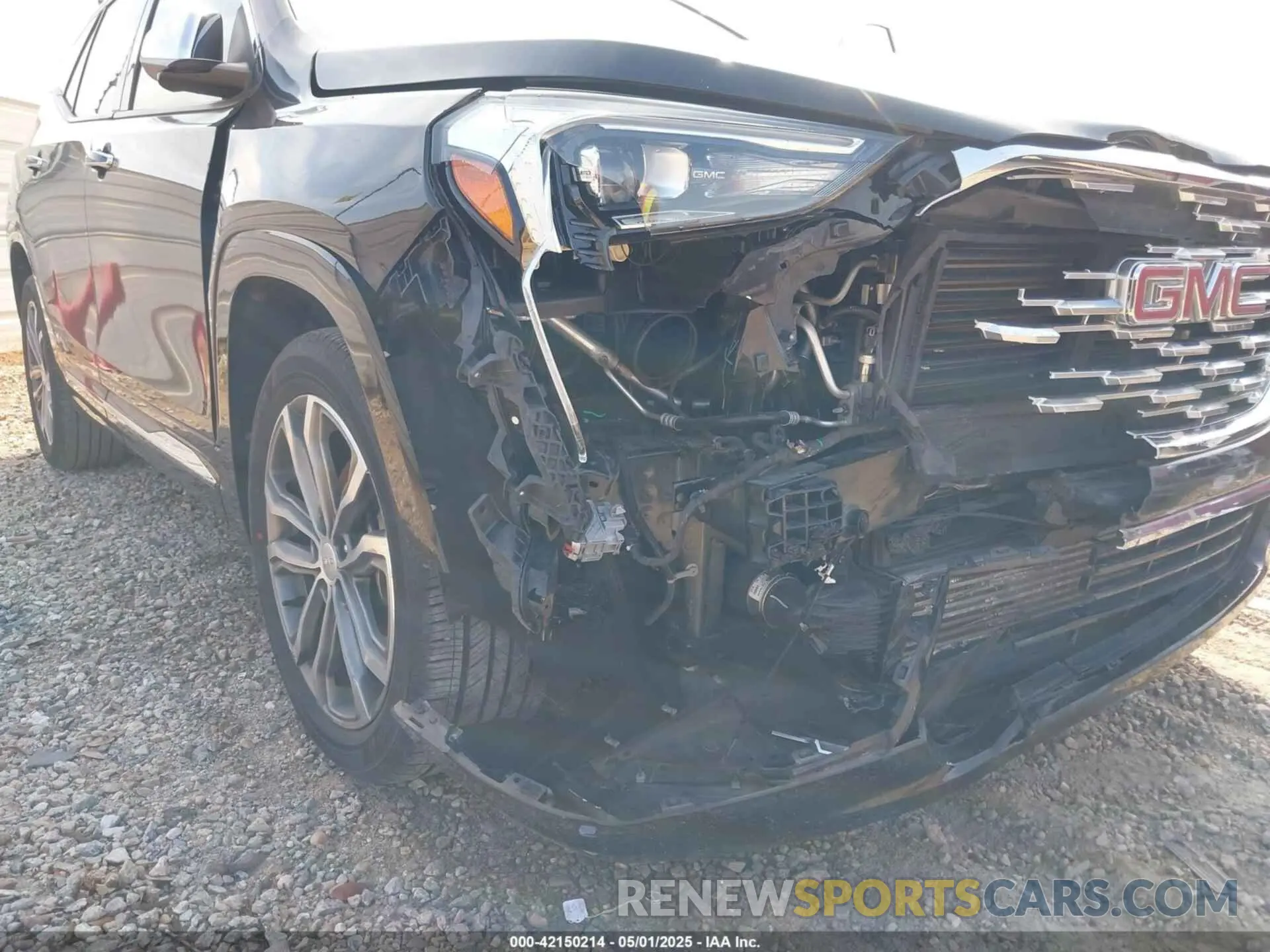 6 Photograph of a damaged car 3GKALSEX9KL356017 GMC TERRAIN 2019