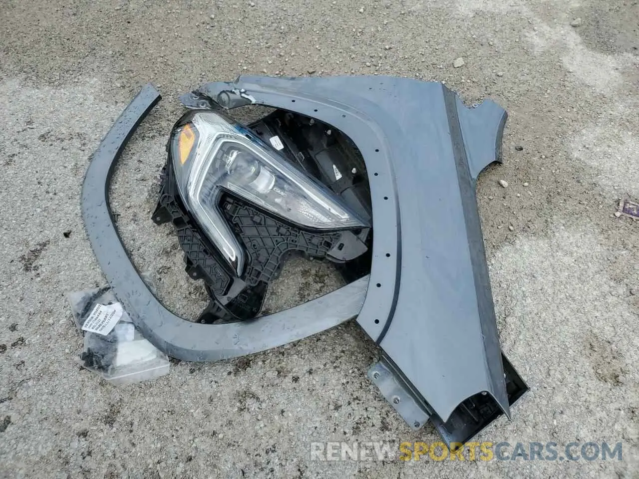 13 Photograph of a damaged car 3GKALSEXXKL339520 GMC TERRAIN 2019