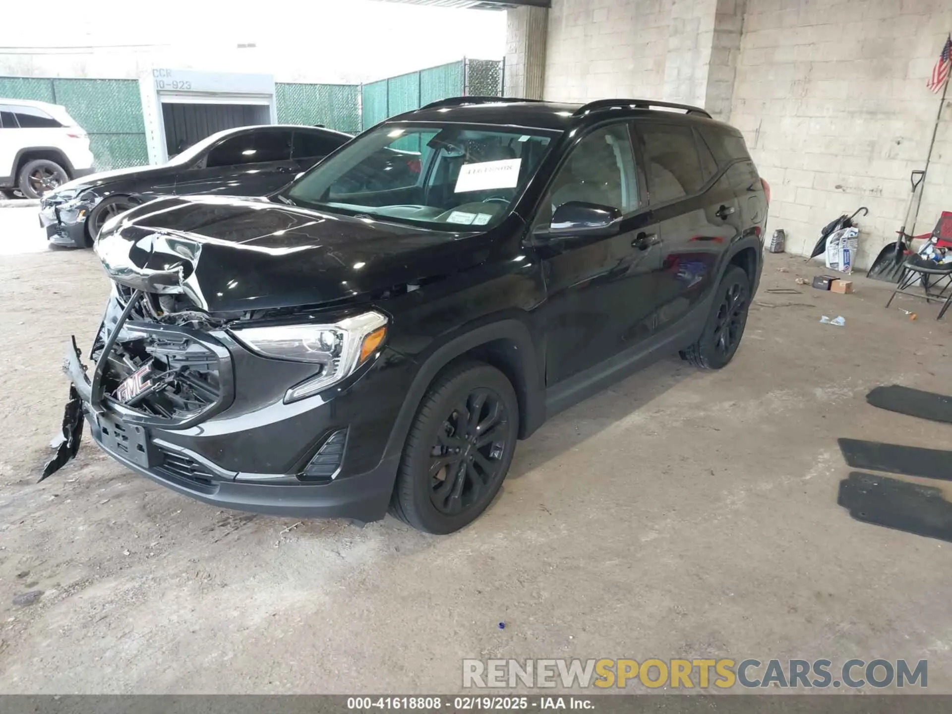 2 Photograph of a damaged car 3GKALTEV0KL222002 GMC TERRAIN 2019