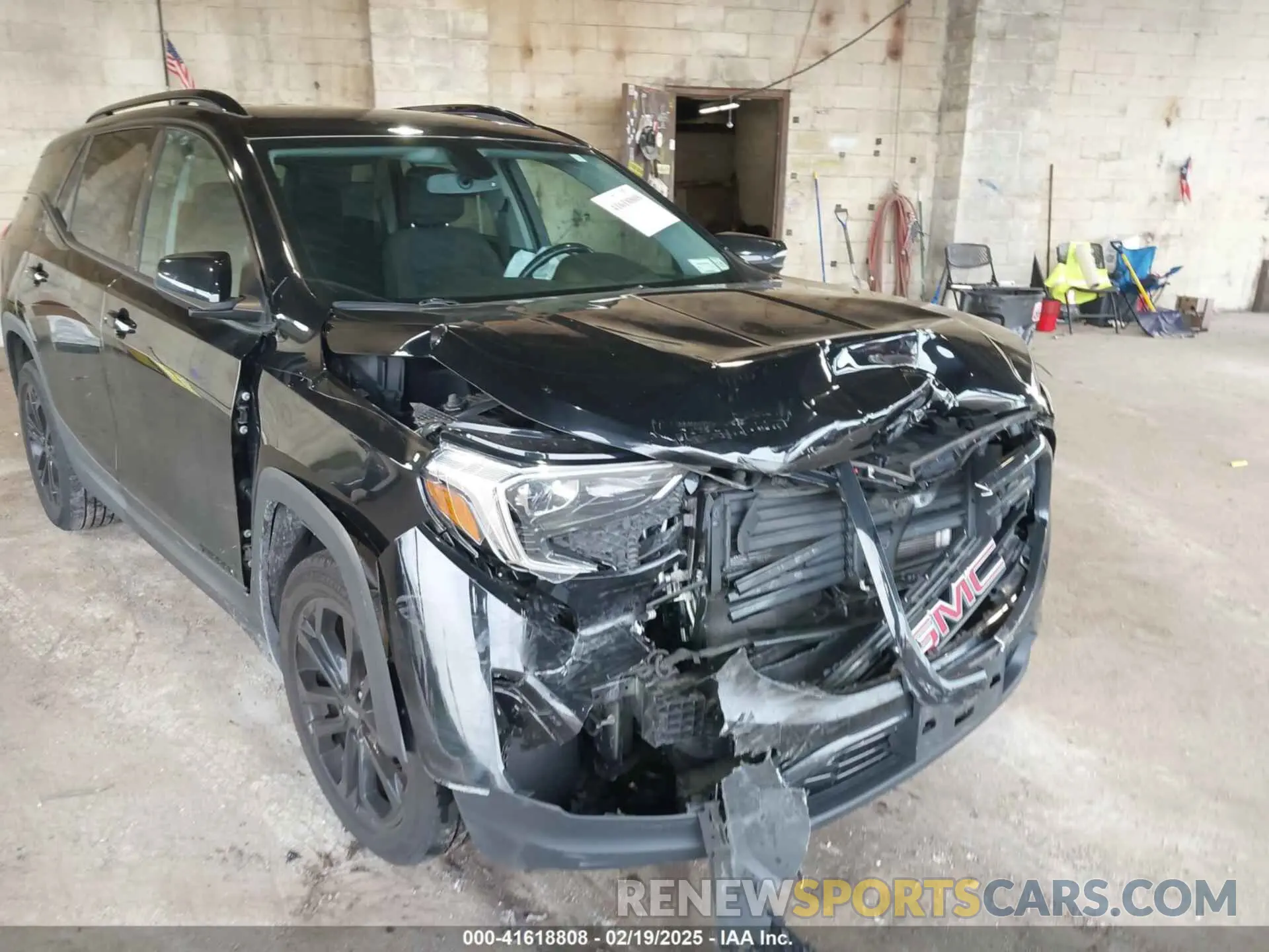 6 Photograph of a damaged car 3GKALTEV0KL222002 GMC TERRAIN 2019