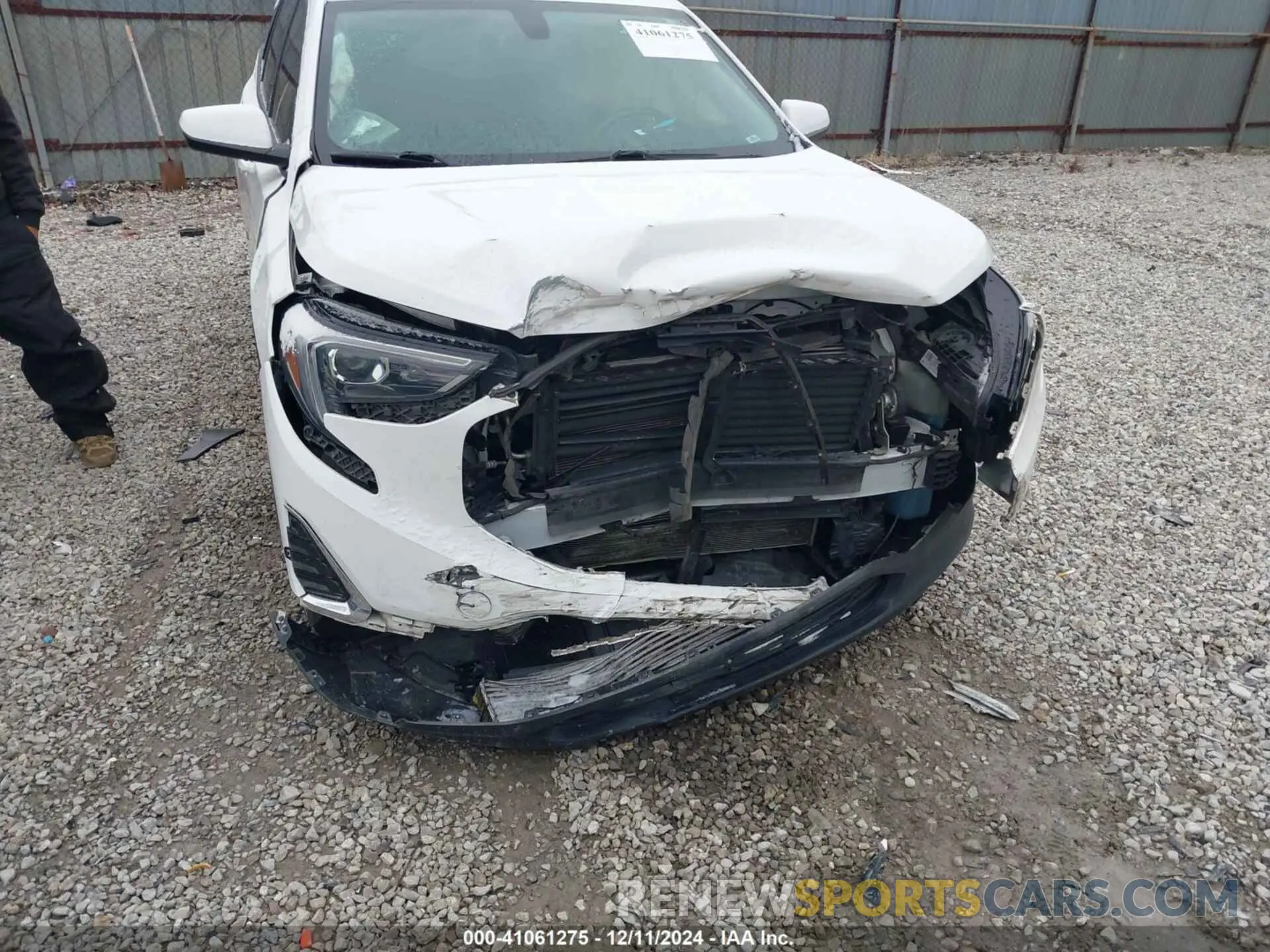 6 Photograph of a damaged car 3GKALTEV2KL142071 GMC TERRAIN 2019