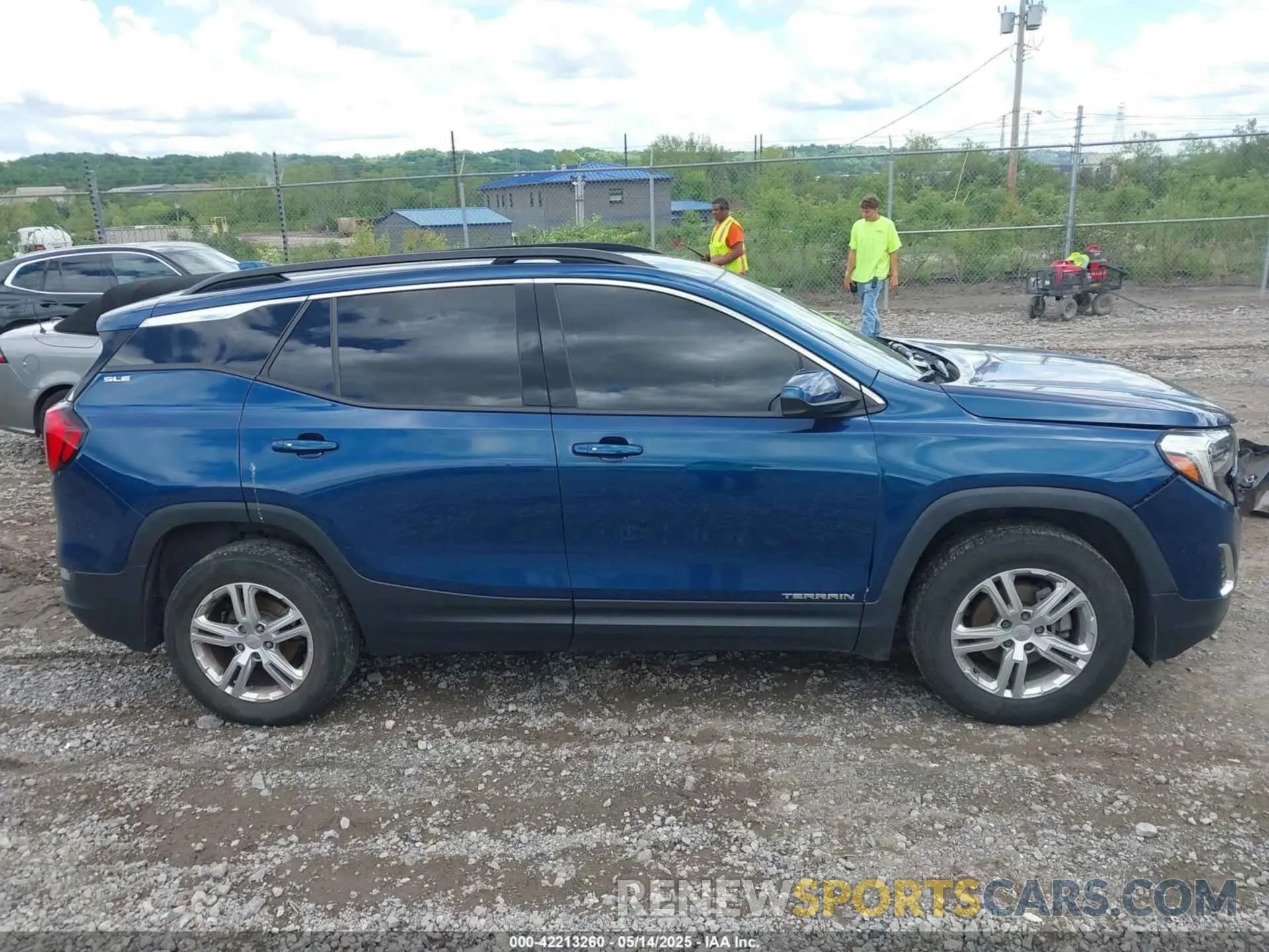 13 Photograph of a damaged car 3GKALTEV2KL239920 GMC TERRAIN 2019