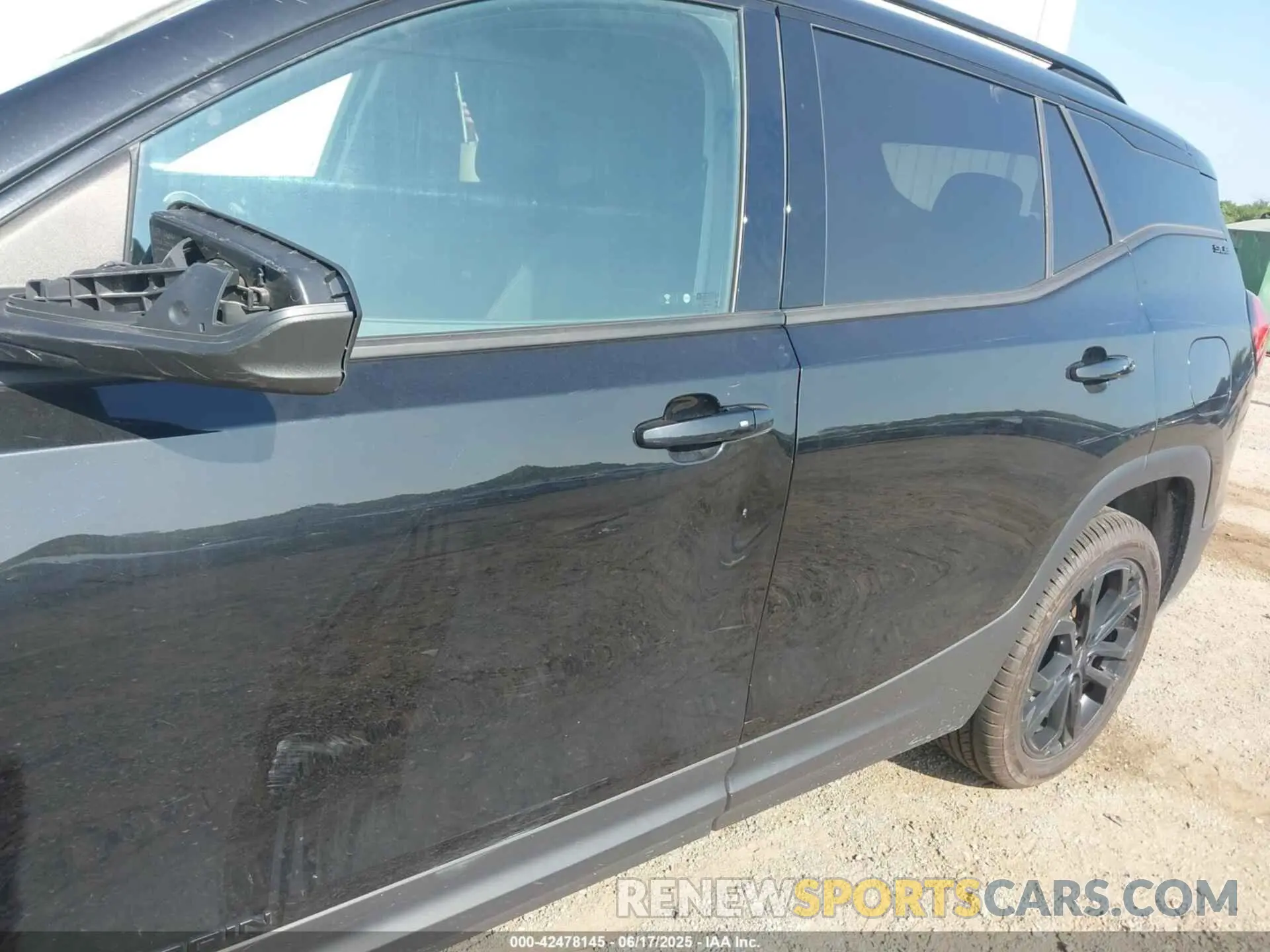 19 Photograph of a damaged car 3GKALTEV2KL282623 GMC TERRAIN 2019