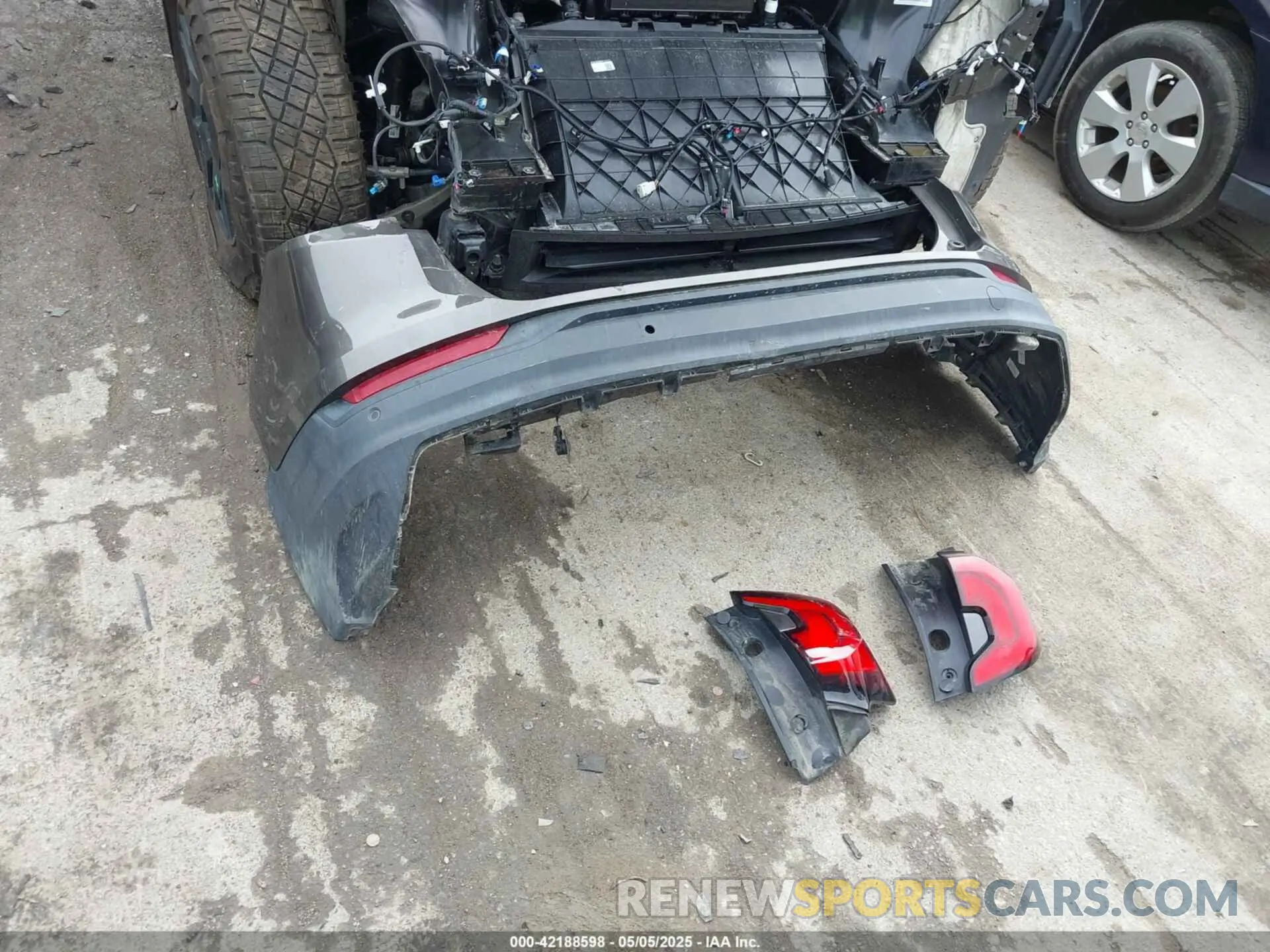 12 Photograph of a damaged car 3GKALTEV3KL154455 GMC TERRAIN 2019