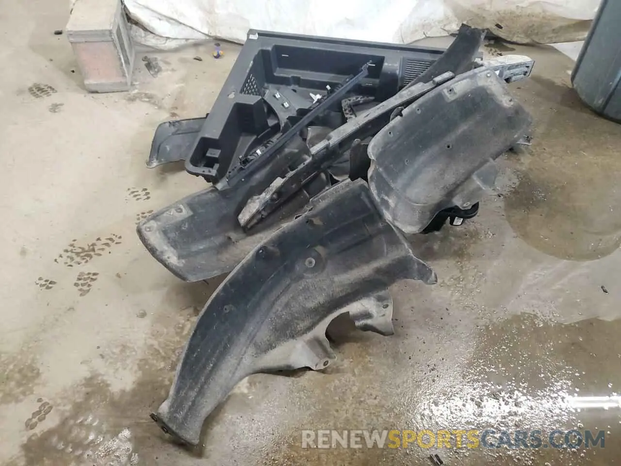 13 Photograph of a damaged car 3GKALTEV3KL277382 GMC TERRAIN 2019