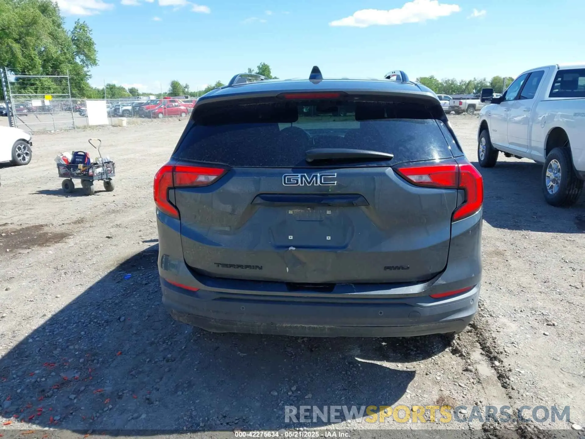 16 Photograph of a damaged car 3GKALTEV3KL370595 GMC TERRAIN 2019