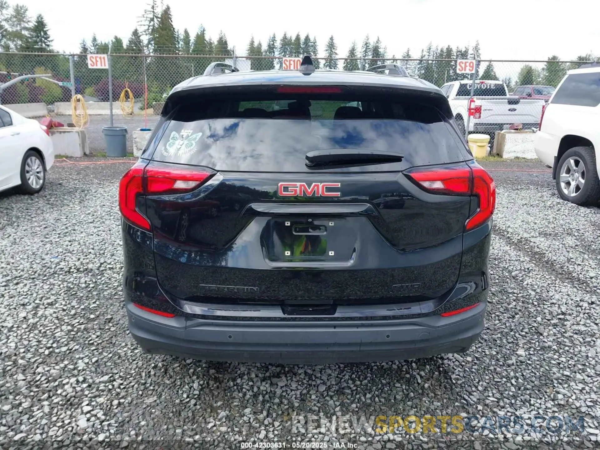 16 Photograph of a damaged car 3GKALTEV4KL102283 GMC TERRAIN 2019