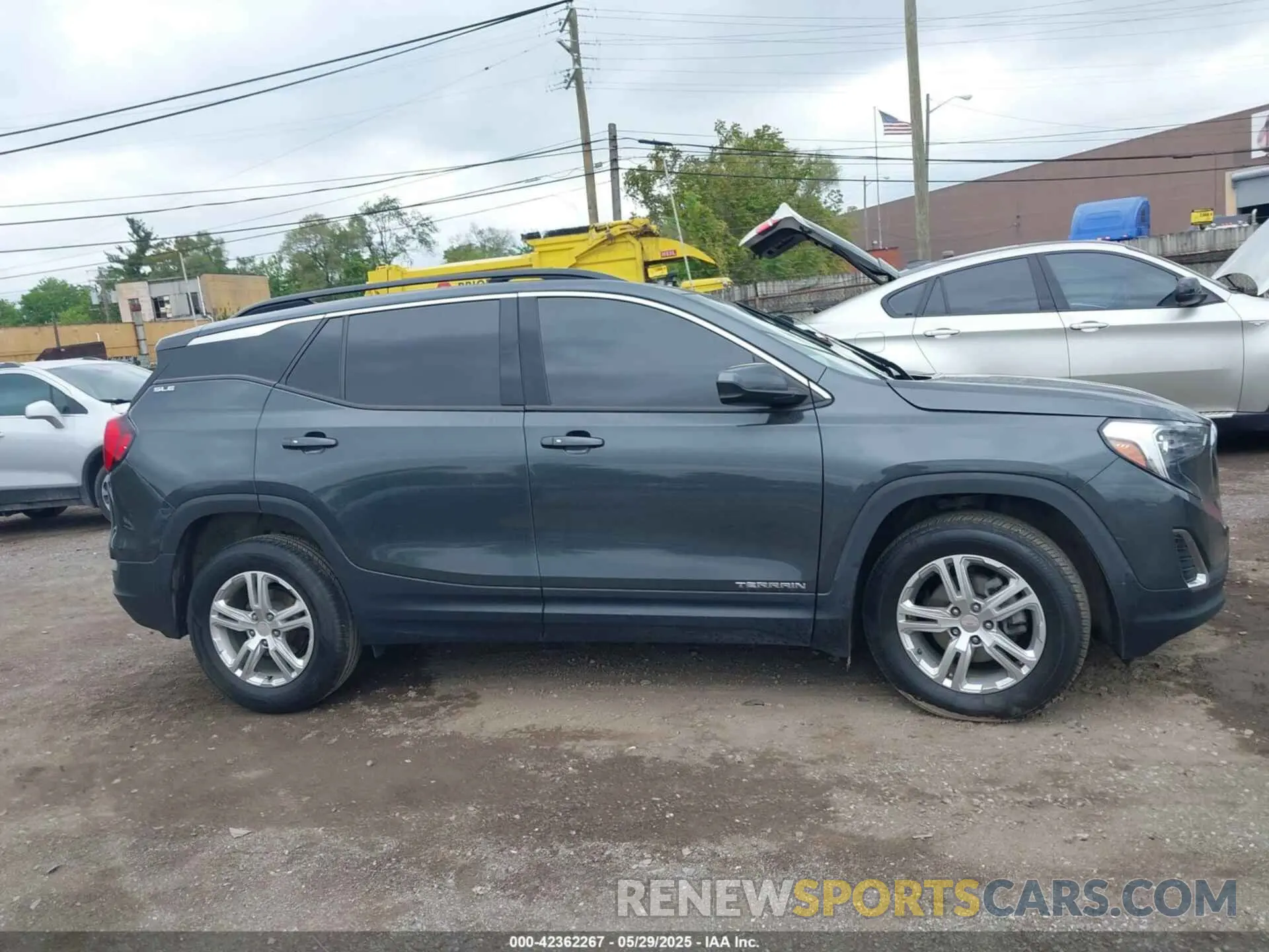 13 Photograph of a damaged car 3GKALTEV4KL280517 GMC TERRAIN 2019
