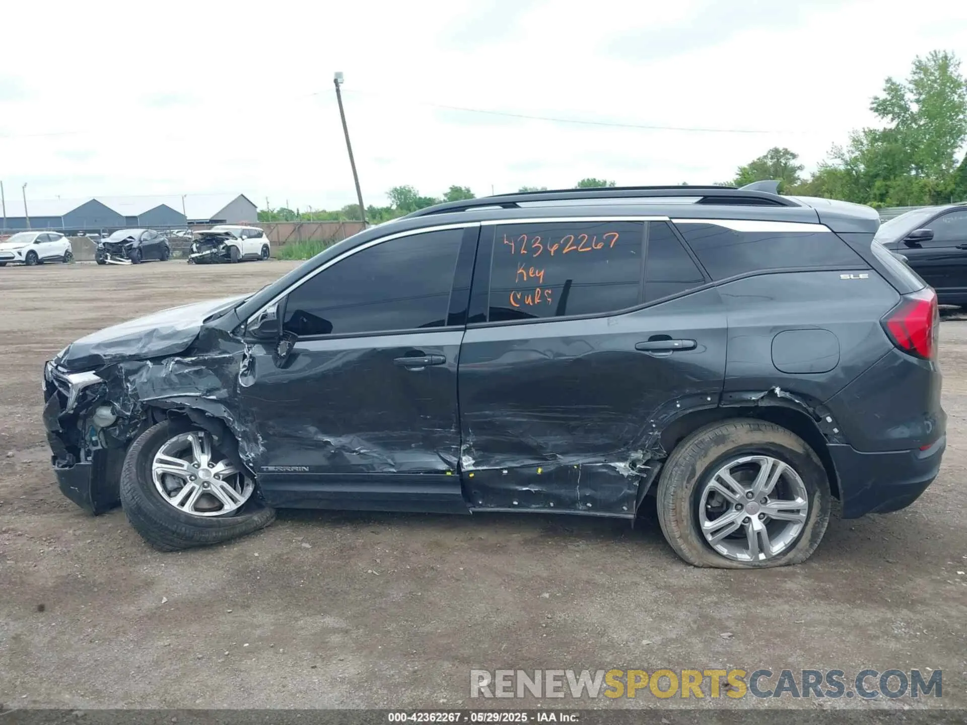 14 Photograph of a damaged car 3GKALTEV4KL280517 GMC TERRAIN 2019