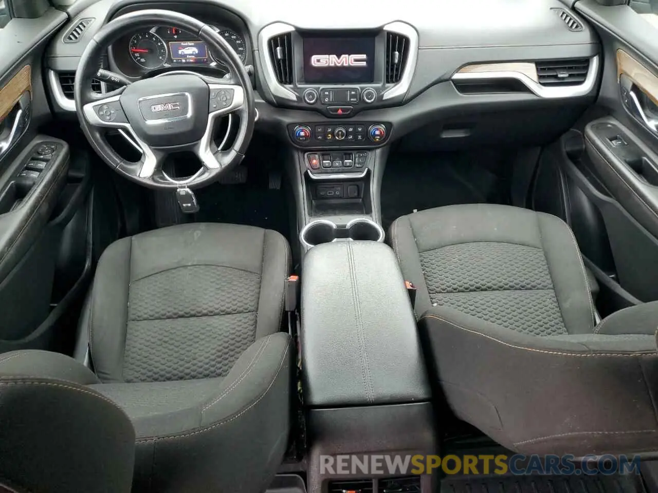 8 Photograph of a damaged car 3GKALTEV4KL397322 GMC TERRAIN 2019