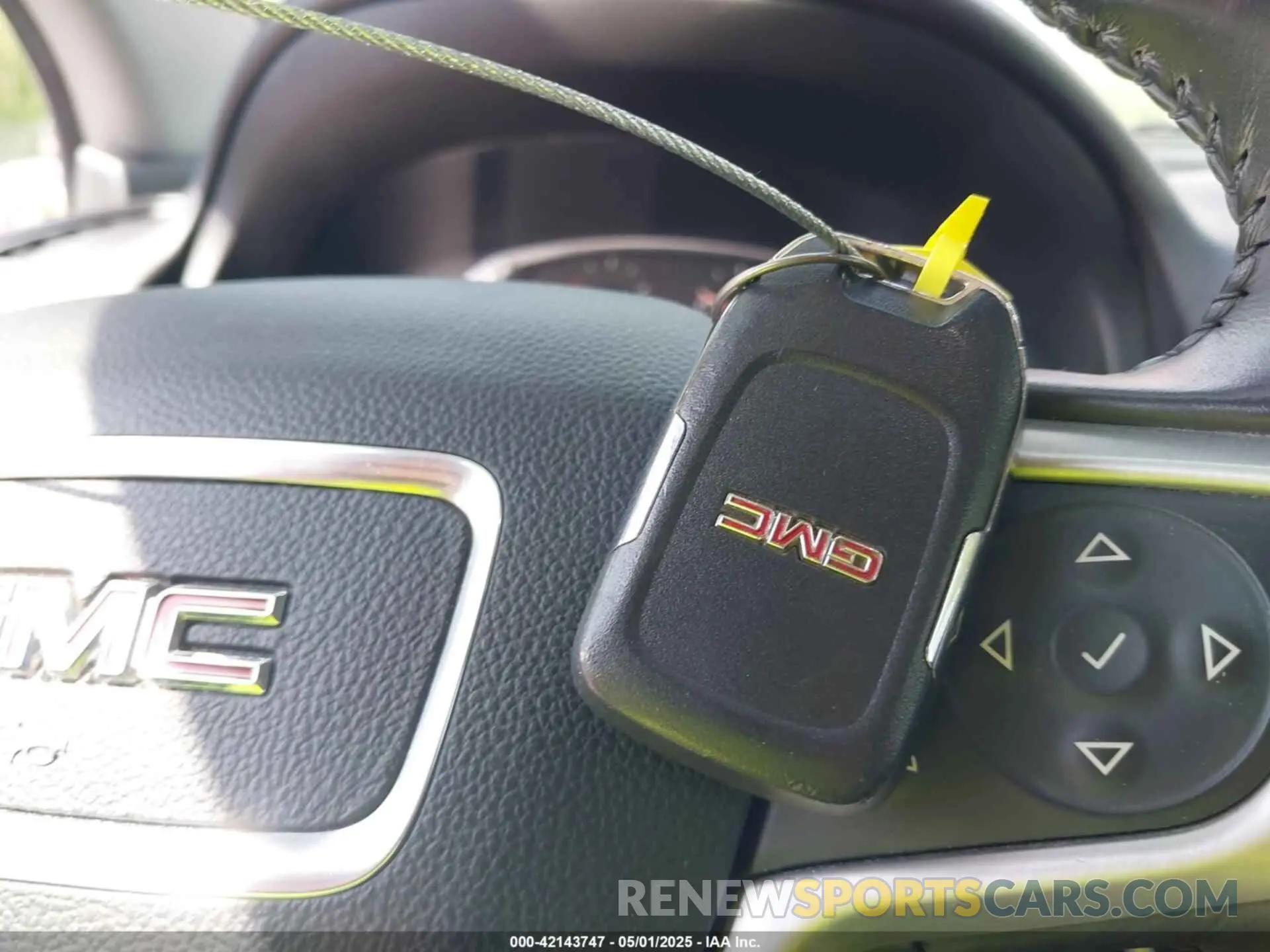 11 Photograph of a damaged car 3GKALTEV4KL399376 GMC TERRAIN 2019