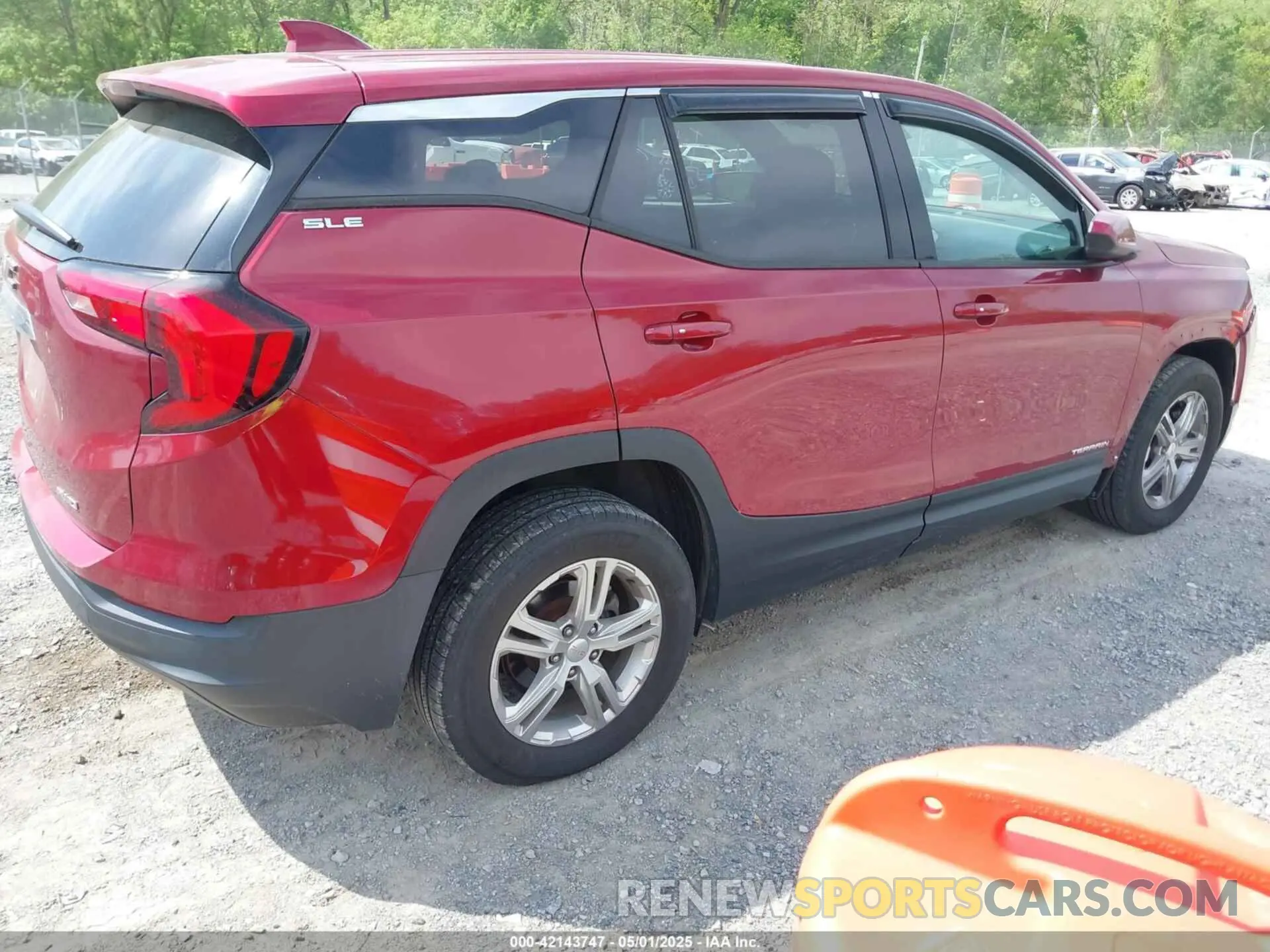 4 Photograph of a damaged car 3GKALTEV4KL399376 GMC TERRAIN 2019