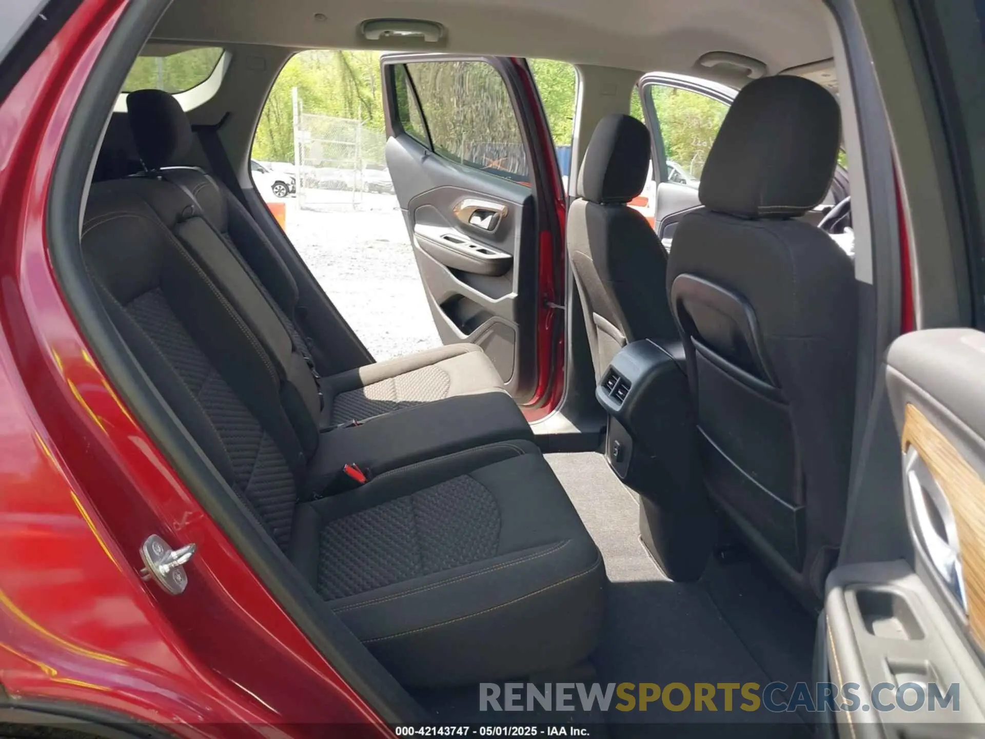 8 Photograph of a damaged car 3GKALTEV4KL399376 GMC TERRAIN 2019