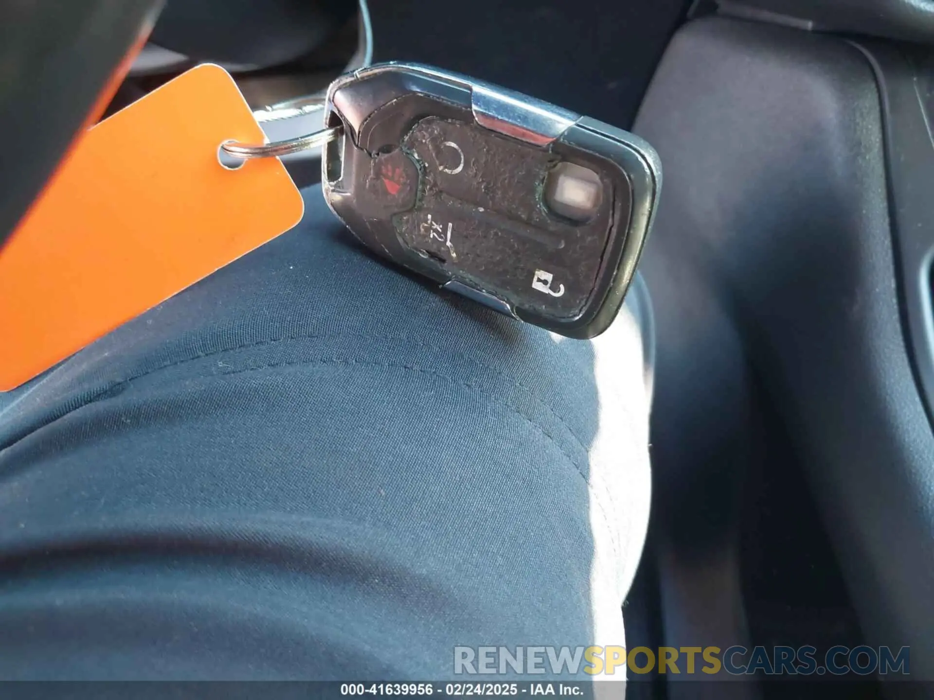 11 Photograph of a damaged car 3GKALTEV5KL317283 GMC TERRAIN 2019