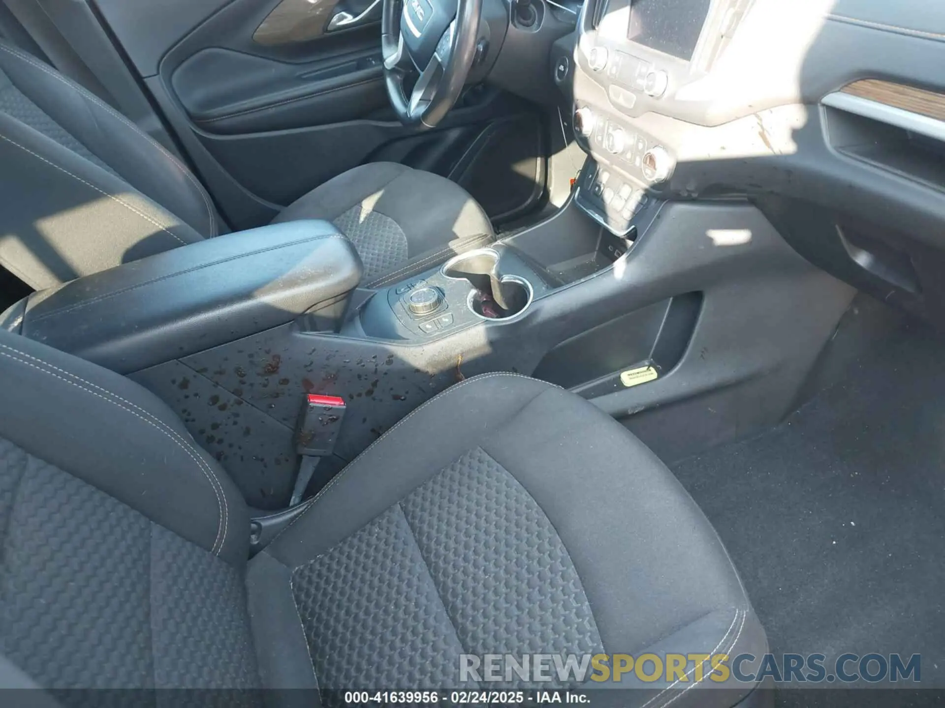 5 Photograph of a damaged car 3GKALTEV5KL317283 GMC TERRAIN 2019