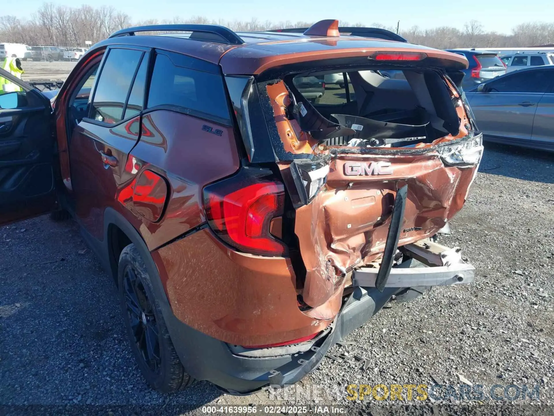 6 Photograph of a damaged car 3GKALTEV5KL317283 GMC TERRAIN 2019