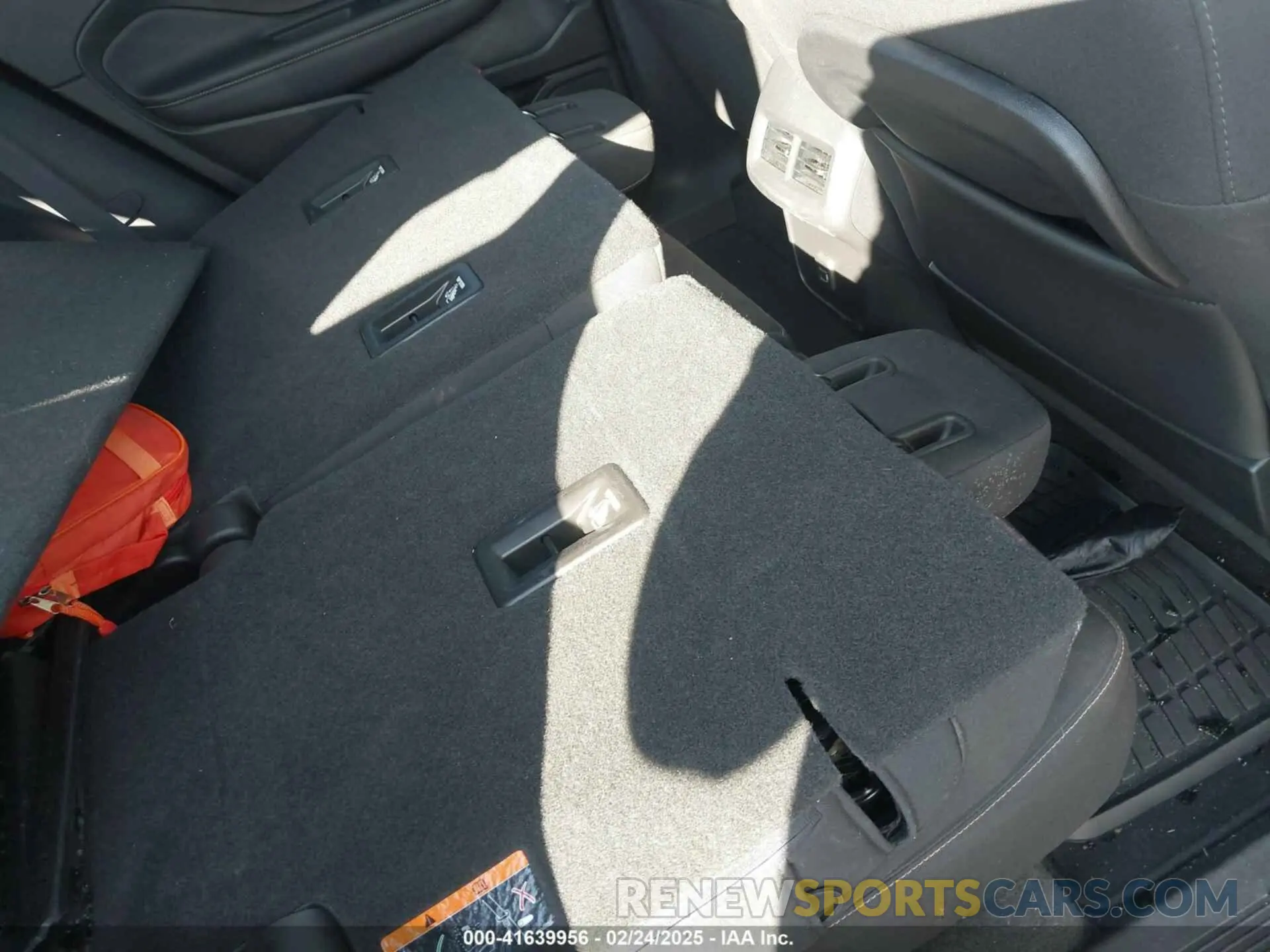8 Photograph of a damaged car 3GKALTEV5KL317283 GMC TERRAIN 2019