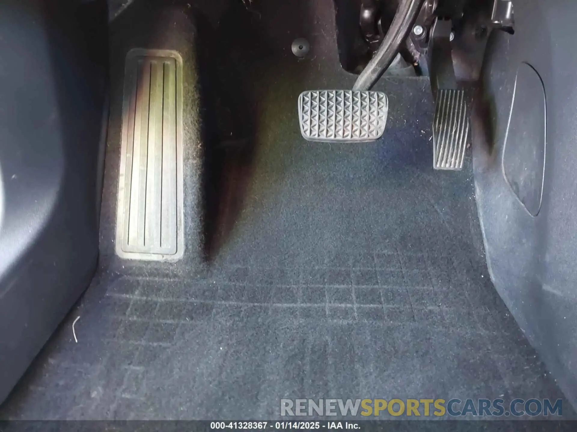 17 Photograph of a damaged car 3GKALTEV6KL328633 GMC TERRAIN 2019